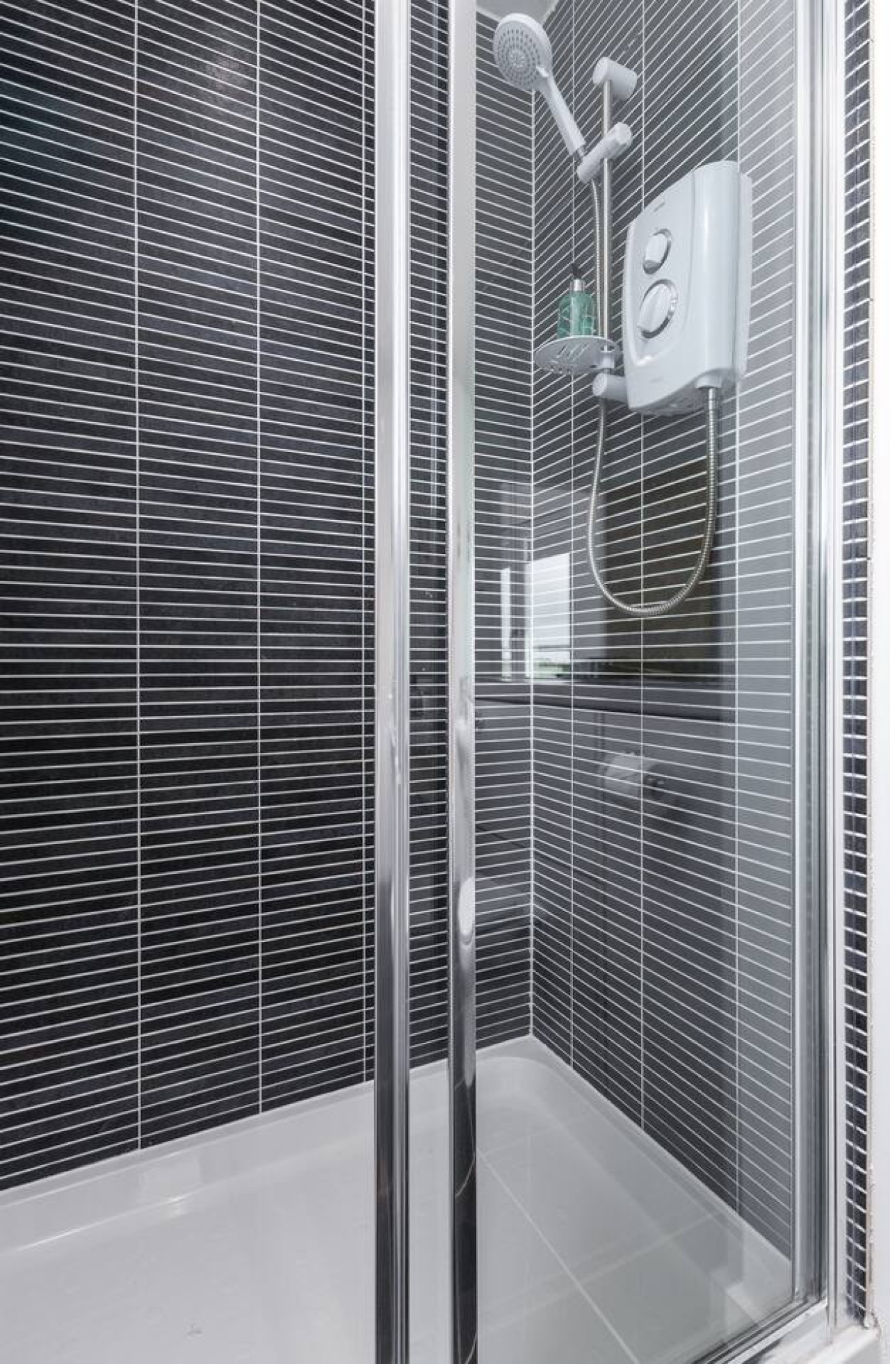 The Stirling Penthouse - Free Parking in 71 Chandlers Court, Stirling, FK81NR - Property image 25 - VivreStays