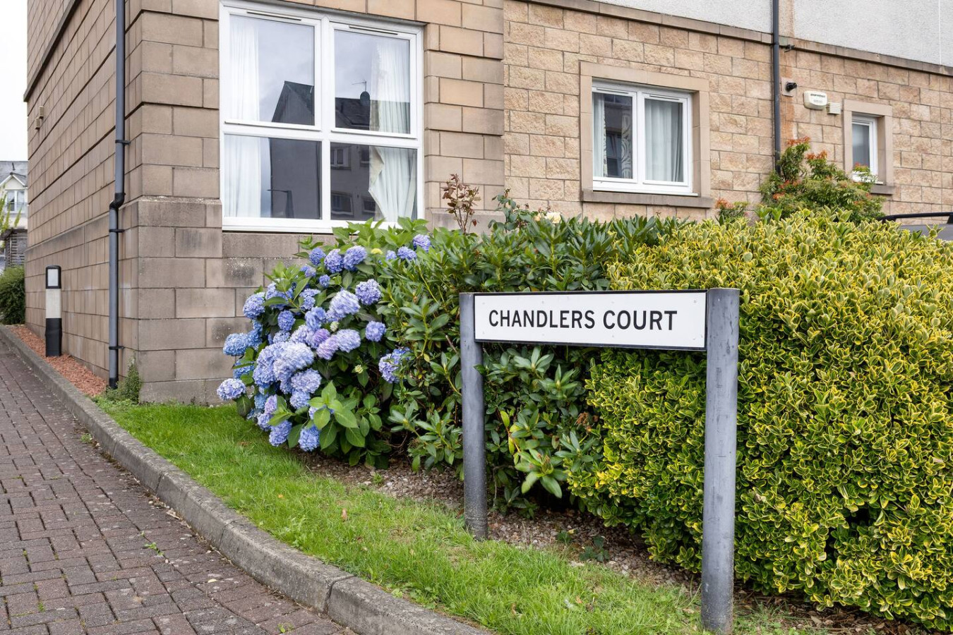 The Stirling Penthouse - Free Parking in 71 Chandlers Court, Stirling, FK81NR - Property image 42 - VivreStays