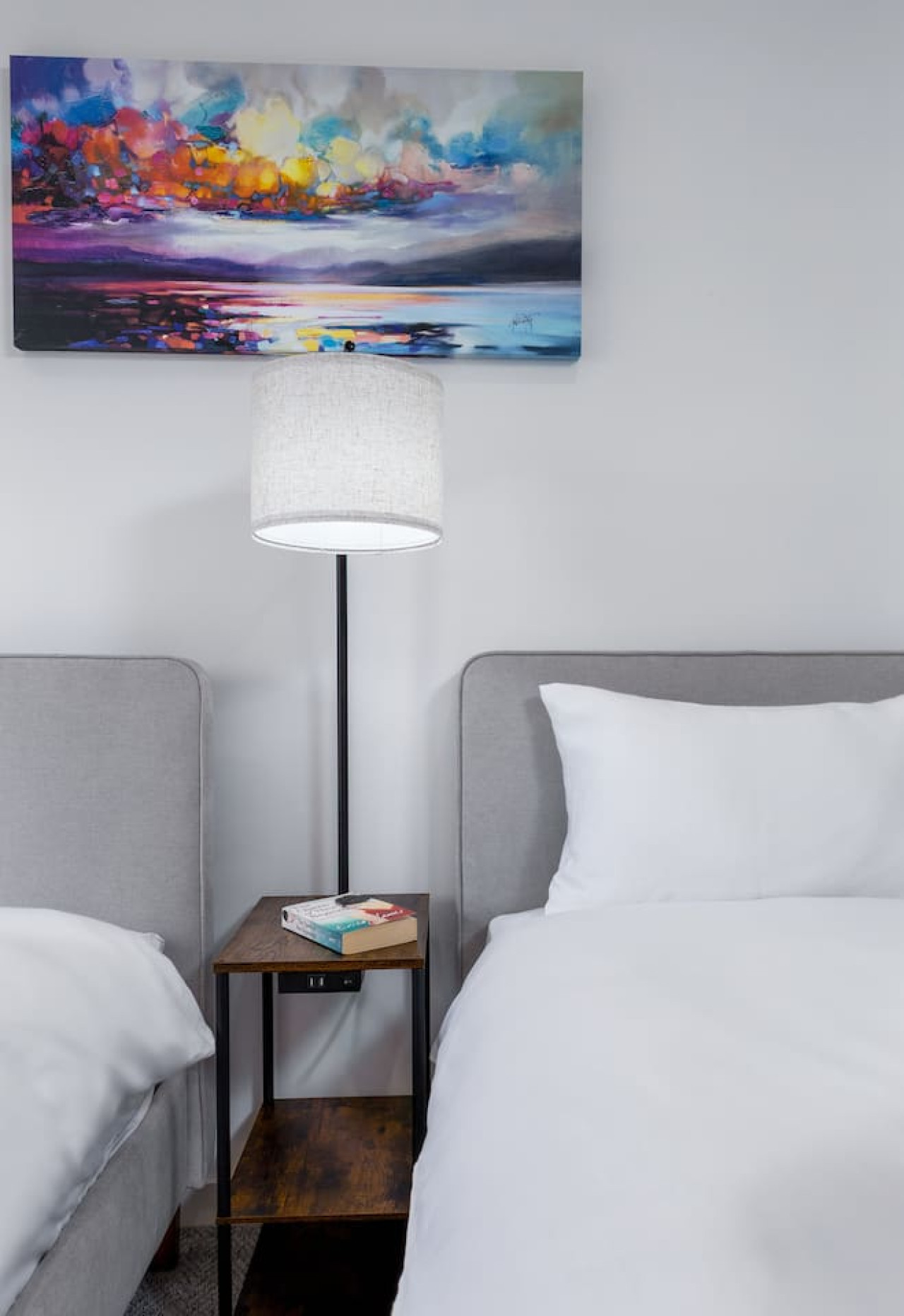 The Stirling Penthouse - Free Parking in 71 Chandlers Court, Stirling, FK81NR - Property image 23 - VivreStays