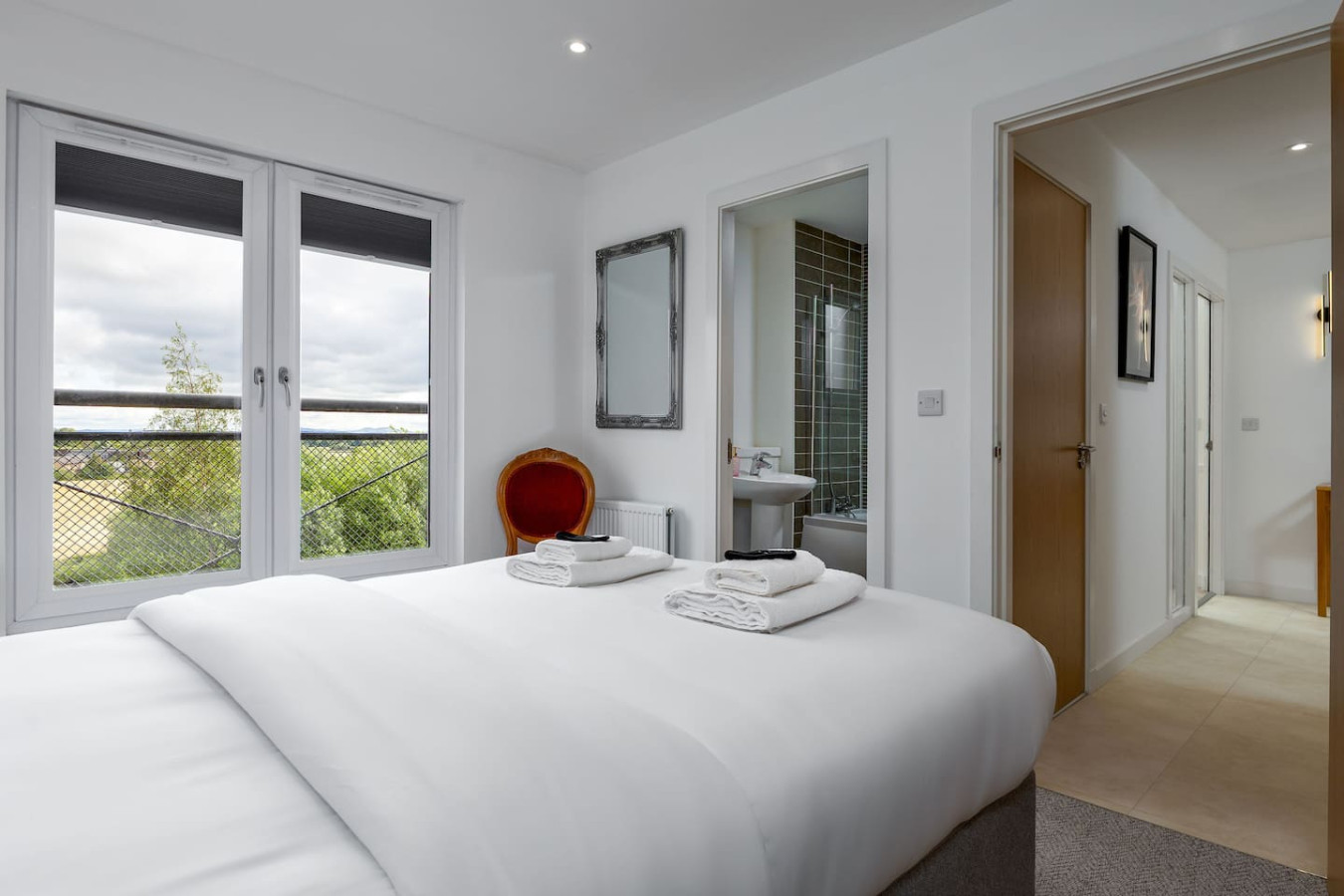 The Stirling Penthouse - Free Parking in 71 Chandlers Court, Stirling, FK81NR - Property image 29 - VivreStays