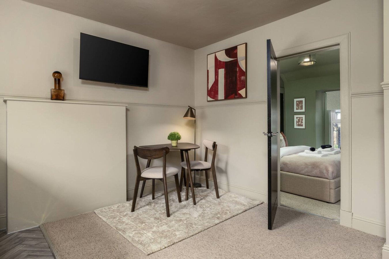 The Wallace Suite by The Wallace Monument in 9A Causewayhead Road, Stirling, FK95EG - Property image 4 - VivreStays