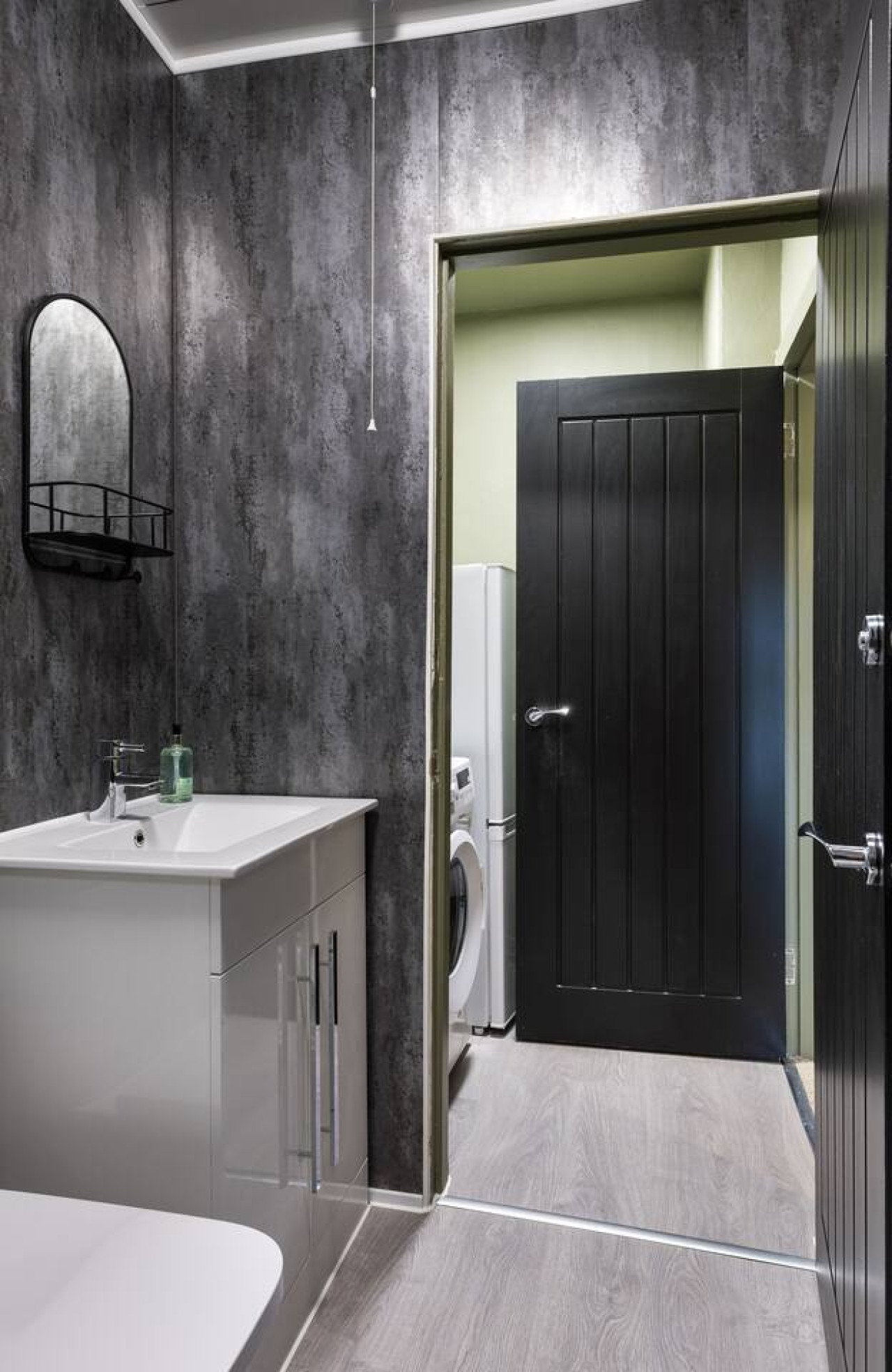 The Wallace Suite by The Wallace Monument in 9A Causewayhead Road, Stirling, FK95EG - Property image 7 - VivreStays