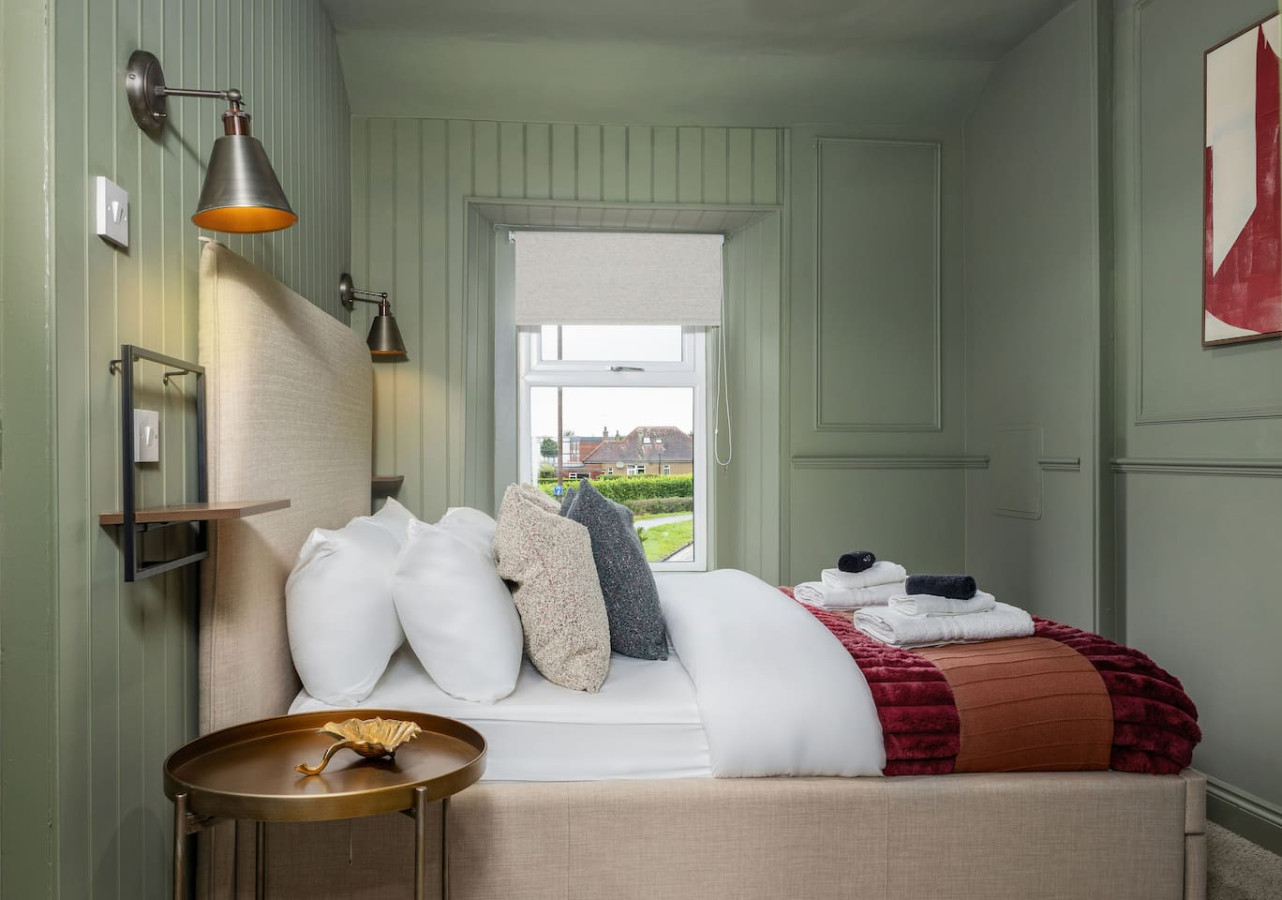 The Braveheart Suite by The Wallace Monument in 9A Causewayhead Road, Stirling, FK95EG - Property image 10 - VivreStays