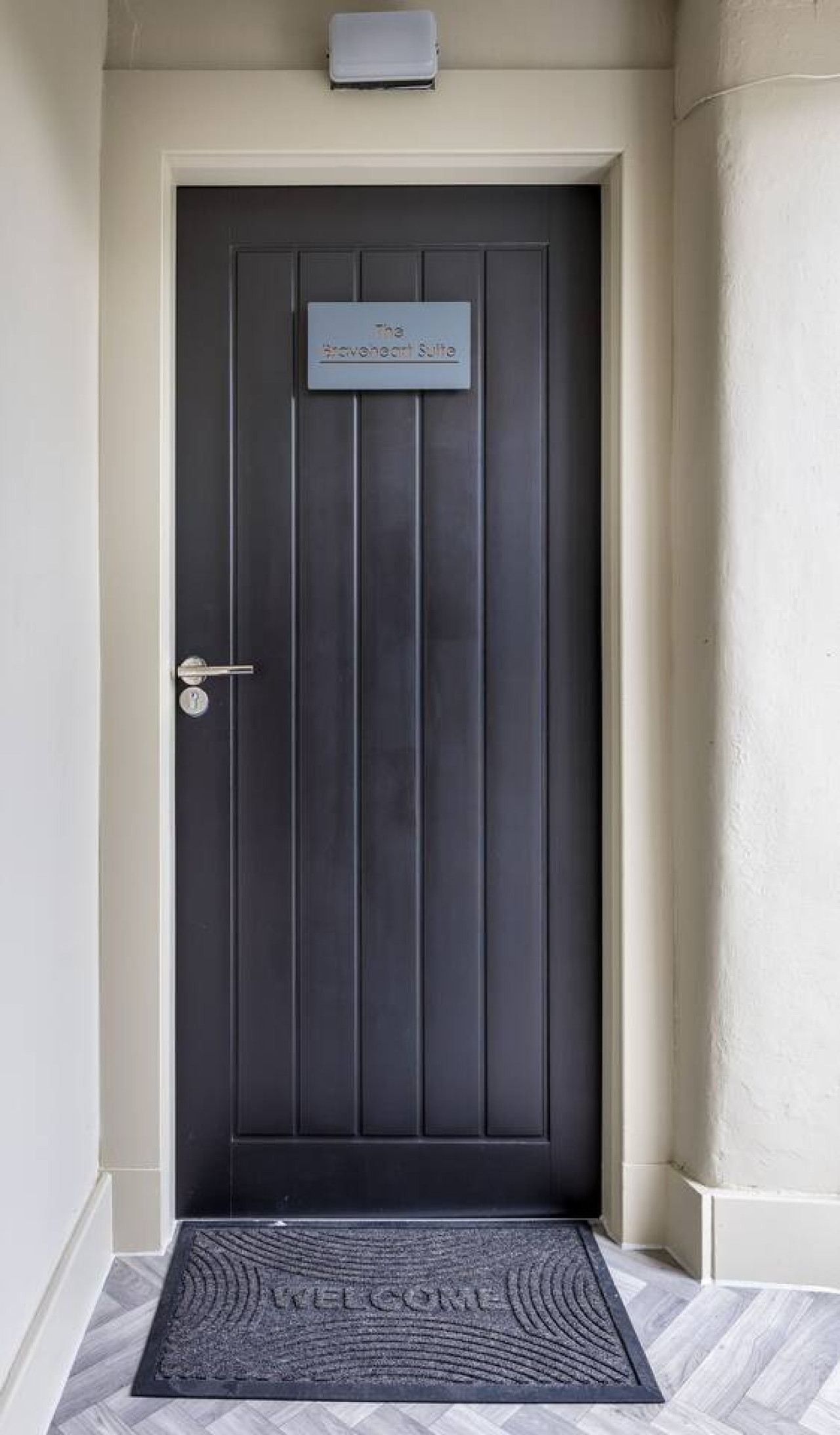 The Braveheart Suite by The Wallace Monument in 9A Causewayhead Road, Stirling, FK95EG - Property image 23 - VivreStays