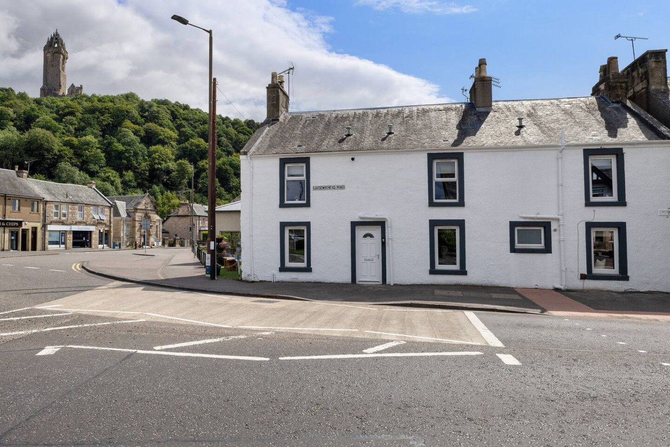 The Braveheart Suite by The Wallace Monument in 9A Causewayhead Road, Stirling, FK95EG - Property image 25 - VivreStays