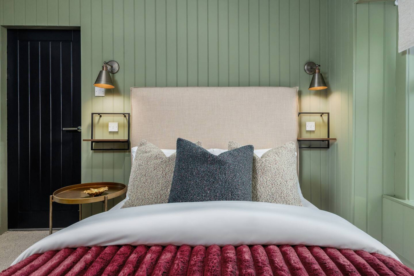 The Braveheart Suite by The Wallace Monument in 9A Causewayhead Road, Stirling, FK95EG - Property image 13 - VivreStays