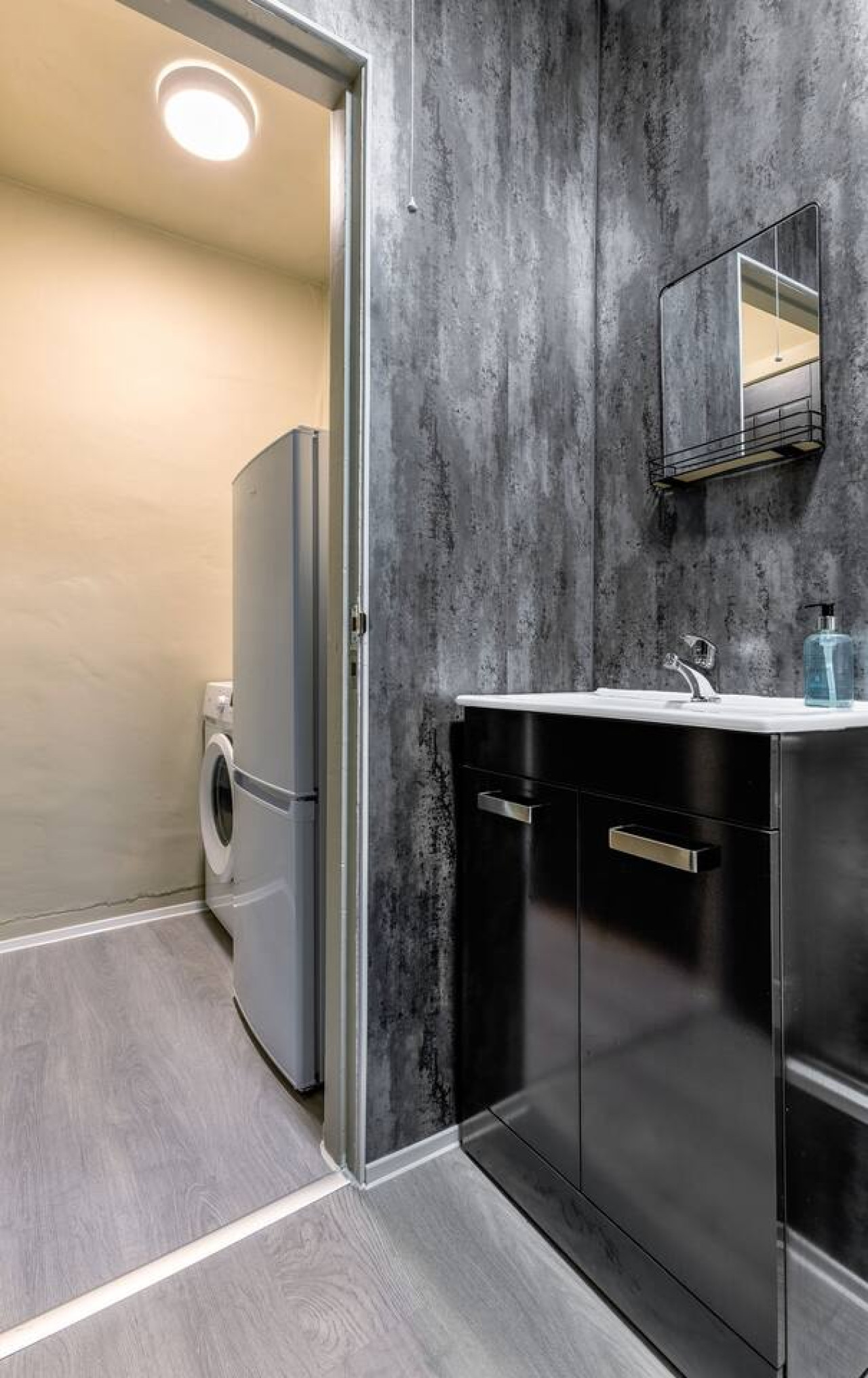 The Braveheart Suite by The Wallace Monument in 9A Causewayhead Road, Stirling, FK95EG - Property image 17 - VivreStays