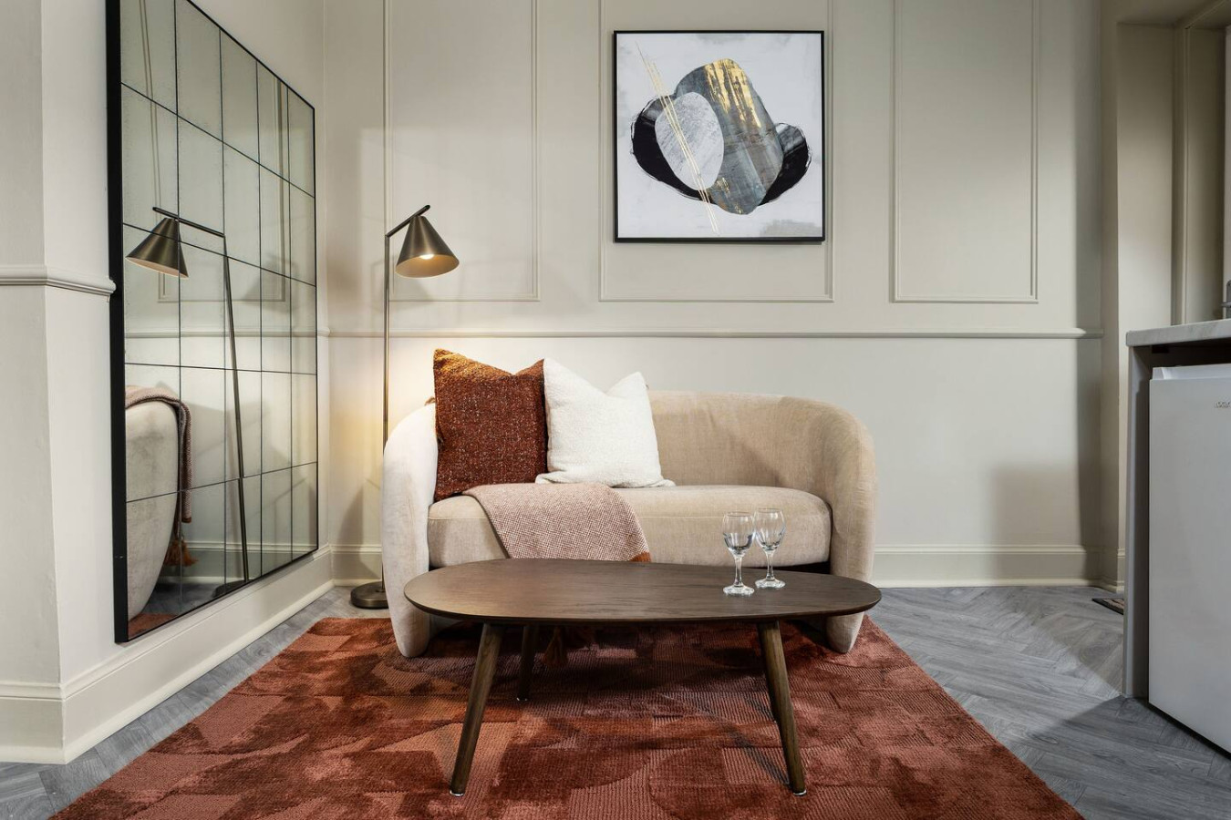 Caledonia Suite by The Wallace Monument in 9A Causewayhead Road, Stirling, FK95EG - Property image 7 - VivreStays