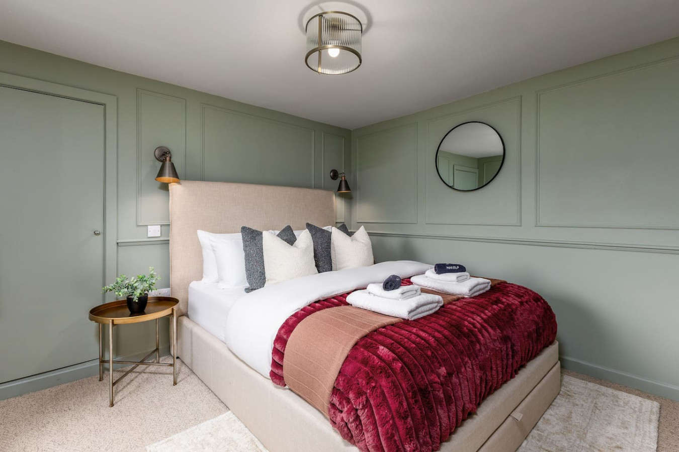 The Bruce's Quarter by The Wallace Monument in 9A Causewayhead Road, Stirling, FK95EG - Property image 3 - VivreStays