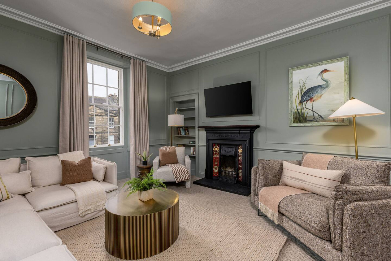 The Allan Maisonette | Charming Georgian Retreat serviced apartment - UK - VivreStays