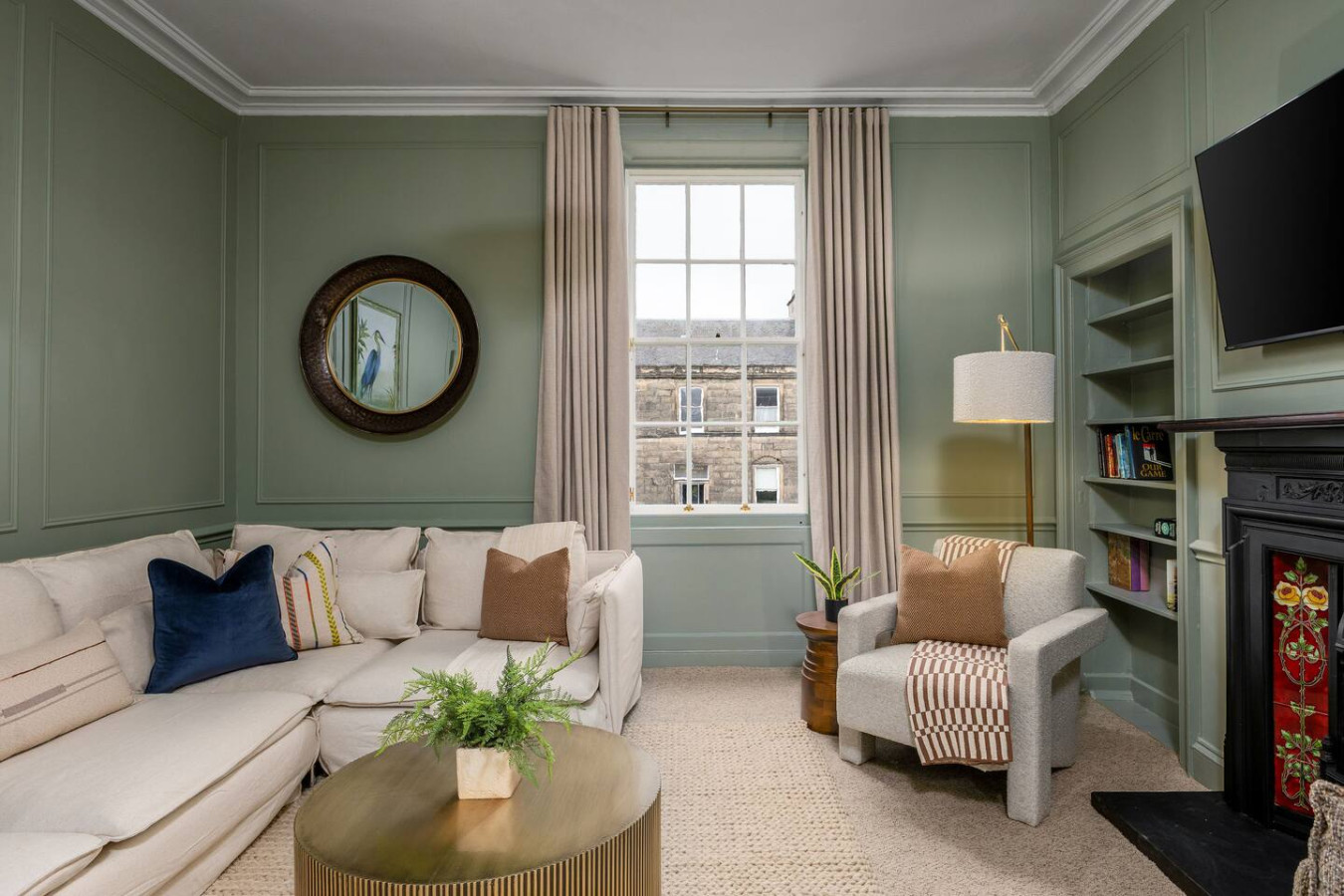 The Allan Maisonette | Charming Georgian Retreat in 5A Allan Park, Stirling, FK82QG - Property image 13 - VivreStays