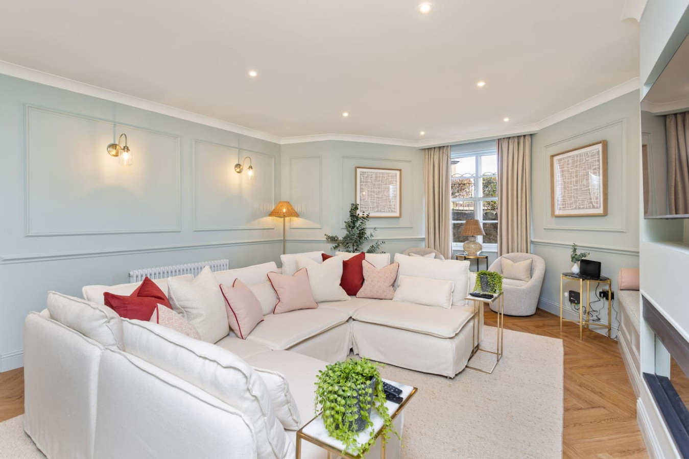 The Kings Park Luxury Residence in 2A Drummond Place, FK82JD - Property image 9 - VivreStays