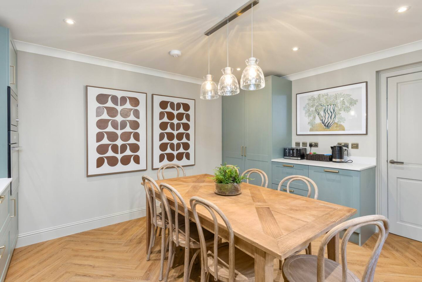 The Kings Park Luxury Residence in 2A Drummond Place, FK82JD - Property image 38 - VivreStays
