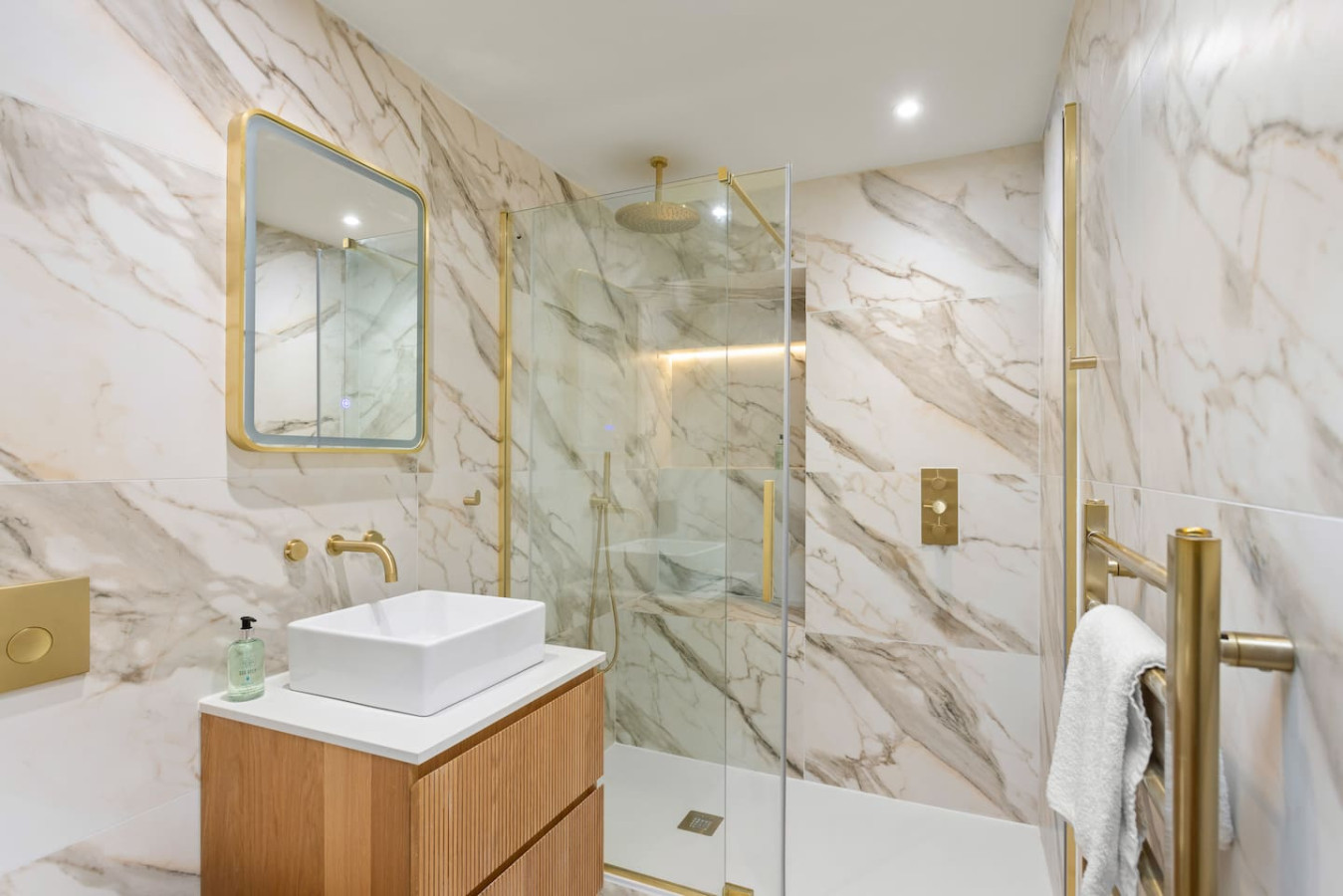 The Kings Park Luxury Residence in 2A Drummond Place, FK82JD - Property image 5 - VivreStays