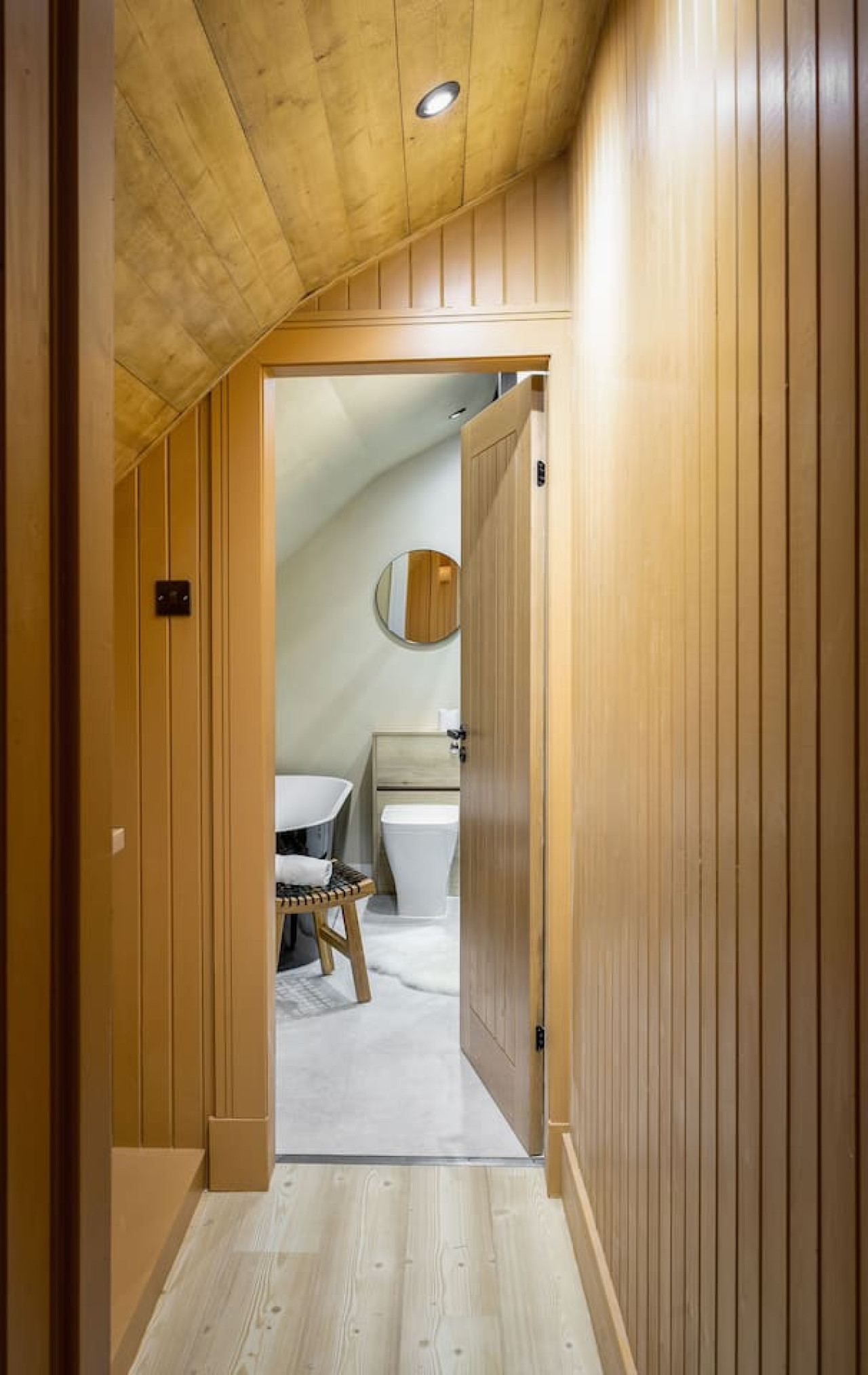 Stirling Tranquility: Scottish-Scandi Hideaway in 81B Port Street, FK82ER - Property image 22 - VivreStays