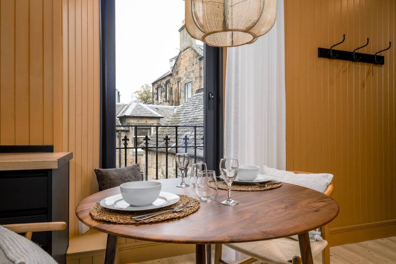 Stirling Tranquility: Scottish-Scandi Hideaway in 81B Port Street, FK82ER - Property image 18 - VivreStays