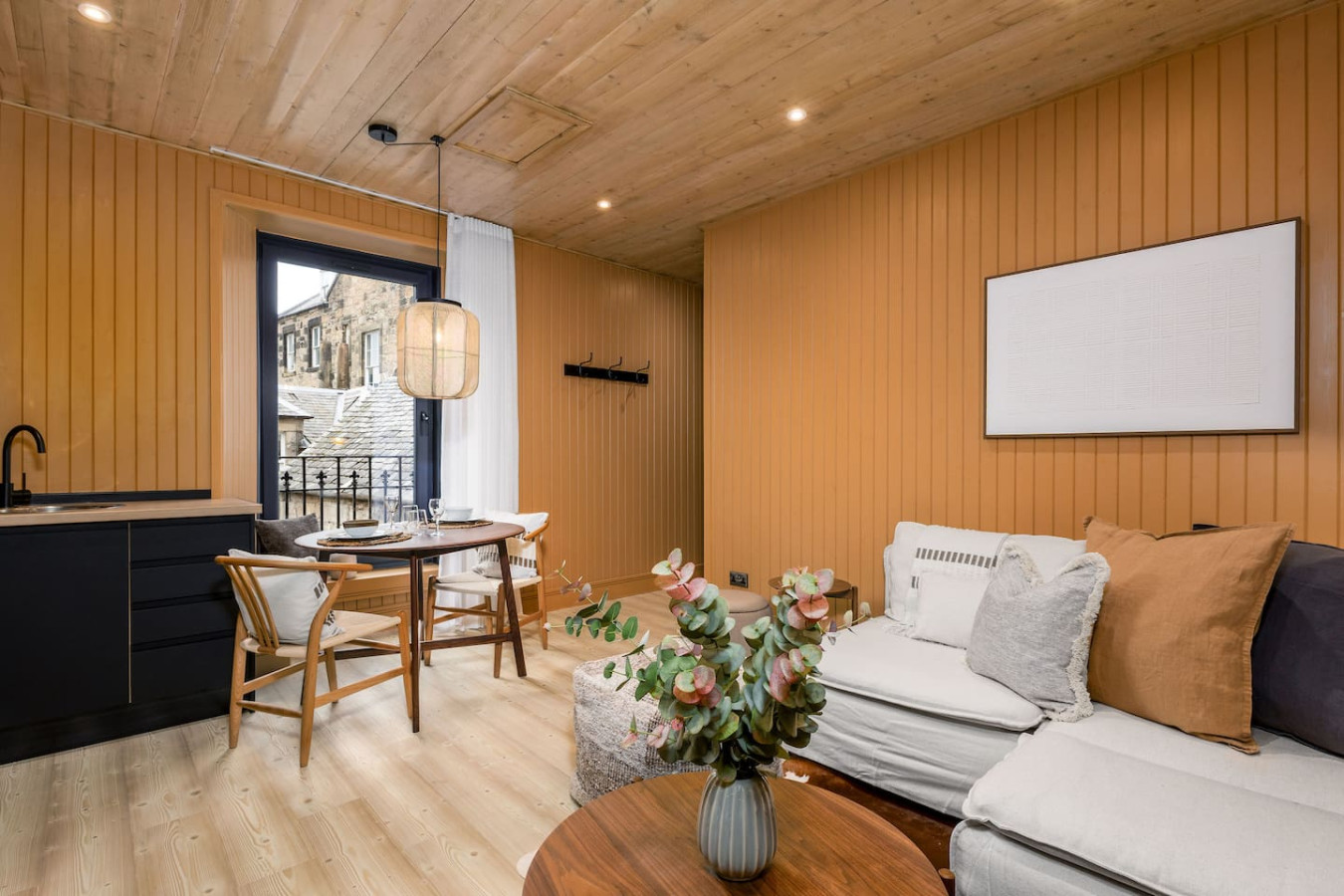 Stirling Tranquility: Scottish-Scandi Hideaway in 81B Port Street, FK82ER - Property image 17 - VivreStays