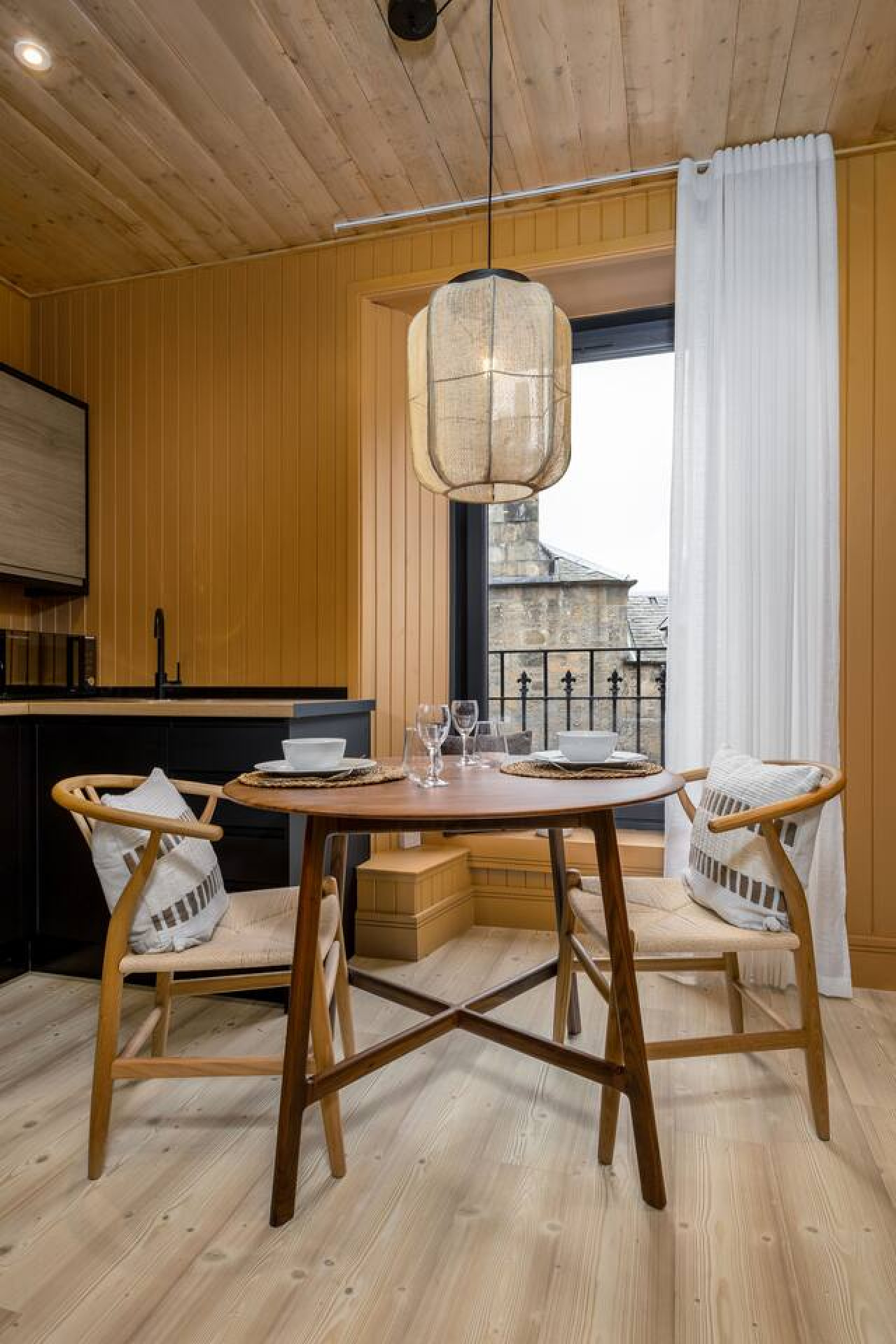 Stirling Tranquility: Scottish-Scandi Hideaway in 81B Port Street, FK82ER - Property image 19 - VivreStays