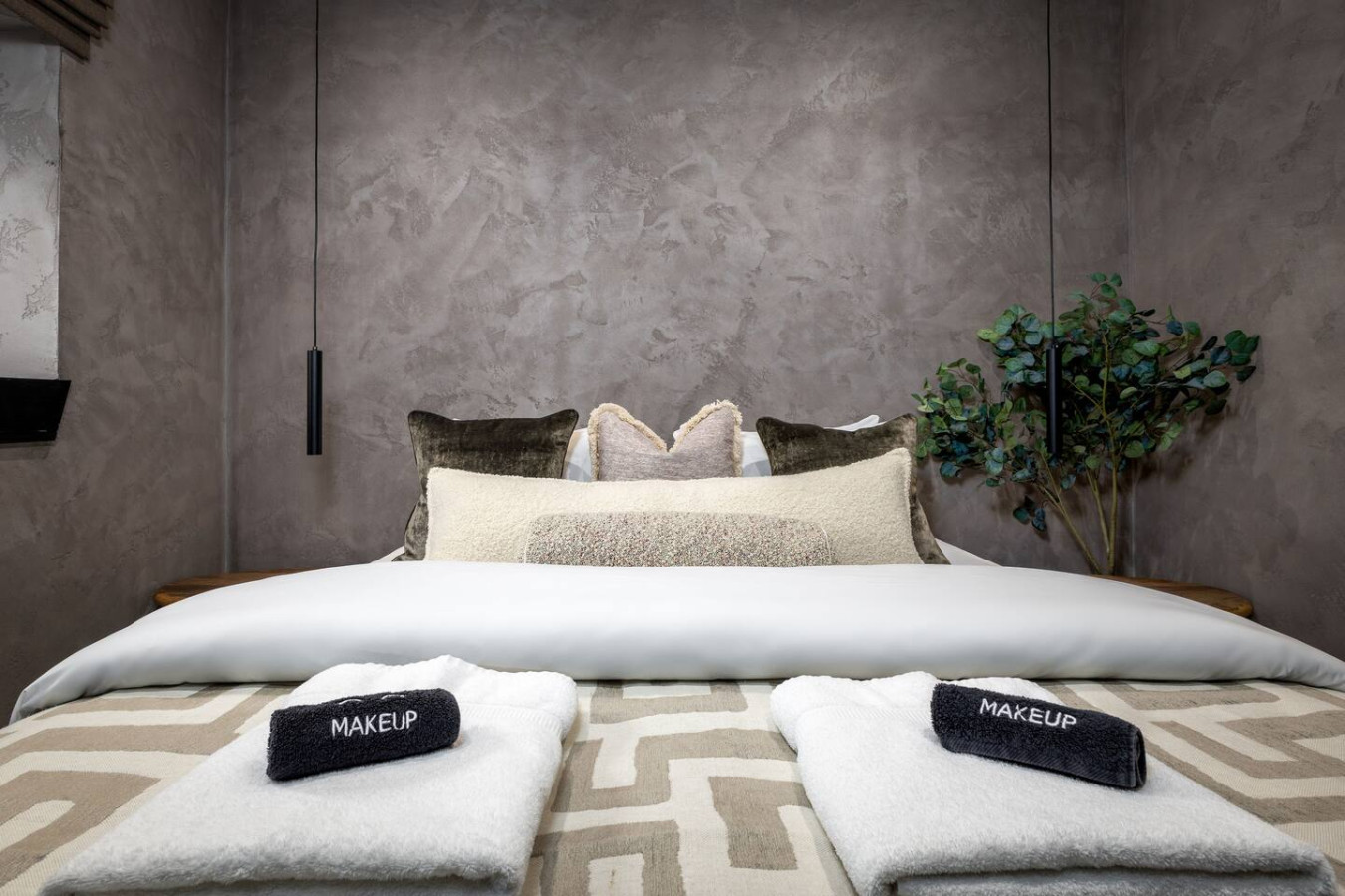 Highland Retreat: Modern Scottish-Scandi Hideaway in 81A Port Street, FK82ER - Property image 19 - VivreStays