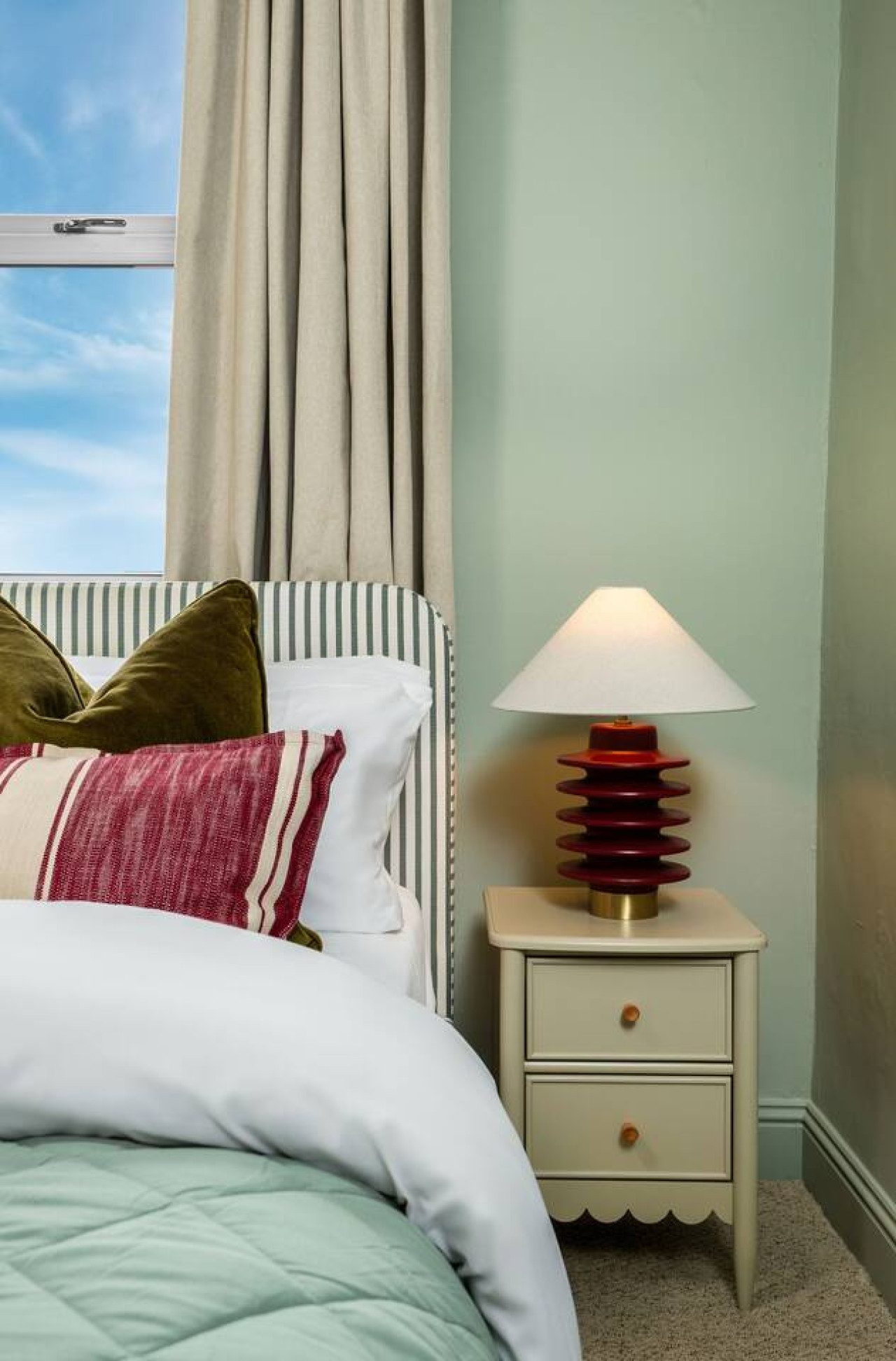 Modern 1-Bed Retreat by Stirling Train Station in 10C ViewField Street Flat 3, FK81UA - Property image 20 - VivreStays
