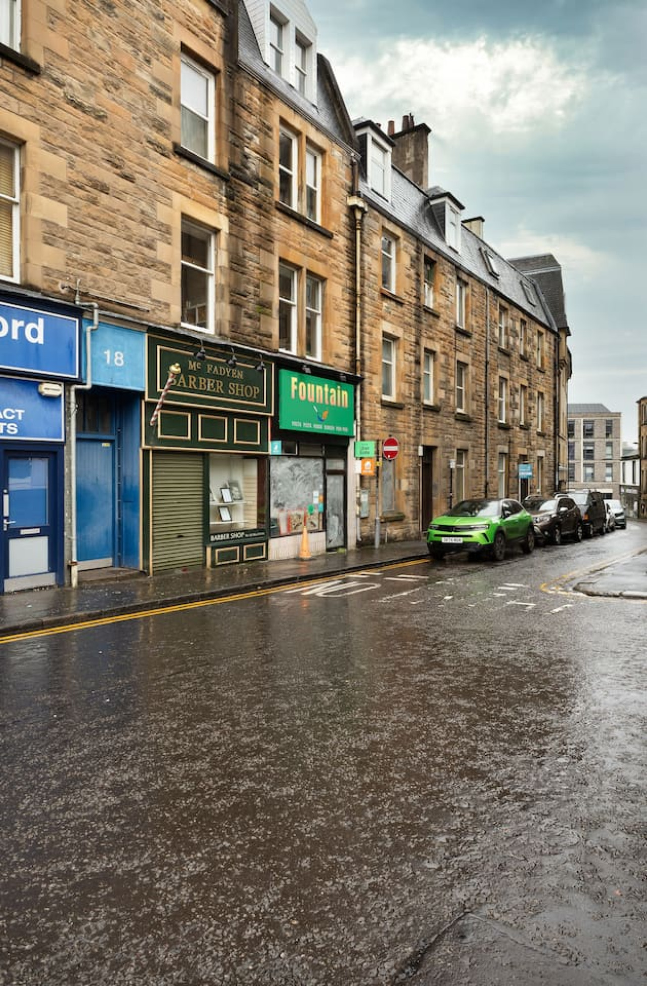 Modern 1-Bed Retreat by Stirling Train Station in 10C ViewField Street Flat 3, FK81UA - Property image 25 - VivreStays