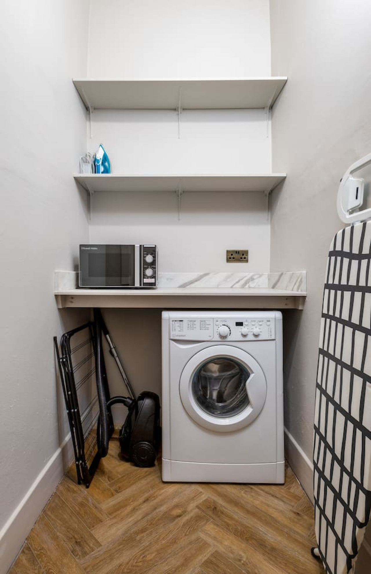 Modern 1-Bed Retreat by Stirling Train Station in 10C ViewField Street Flat 3, FK81UA - Property image 22 - VivreStays