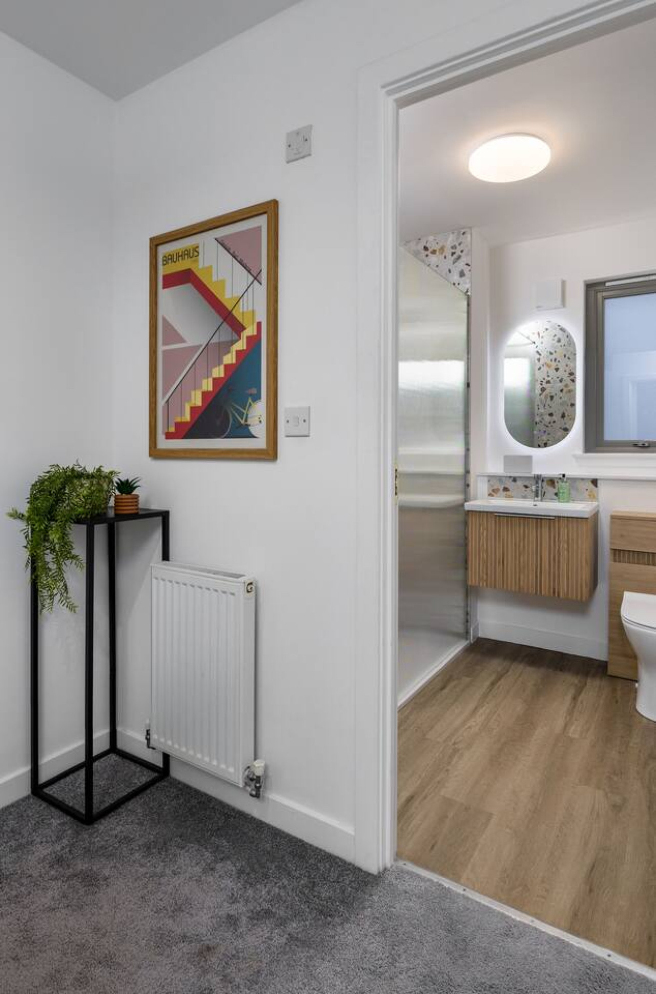 Modern 2-Bed Stirling House | Driveway Parking in 96 Raploch Road, FK81RS - Property image 24 - VivreStays