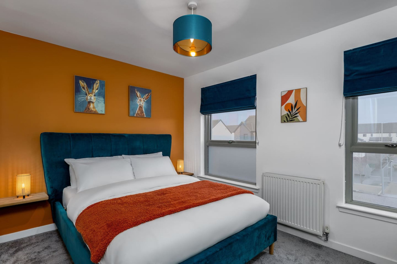 Modern 2-Bed Stirling House | Driveway Parking in 96 Raploch Road, FK81RS - Property image 2 - VivreStays