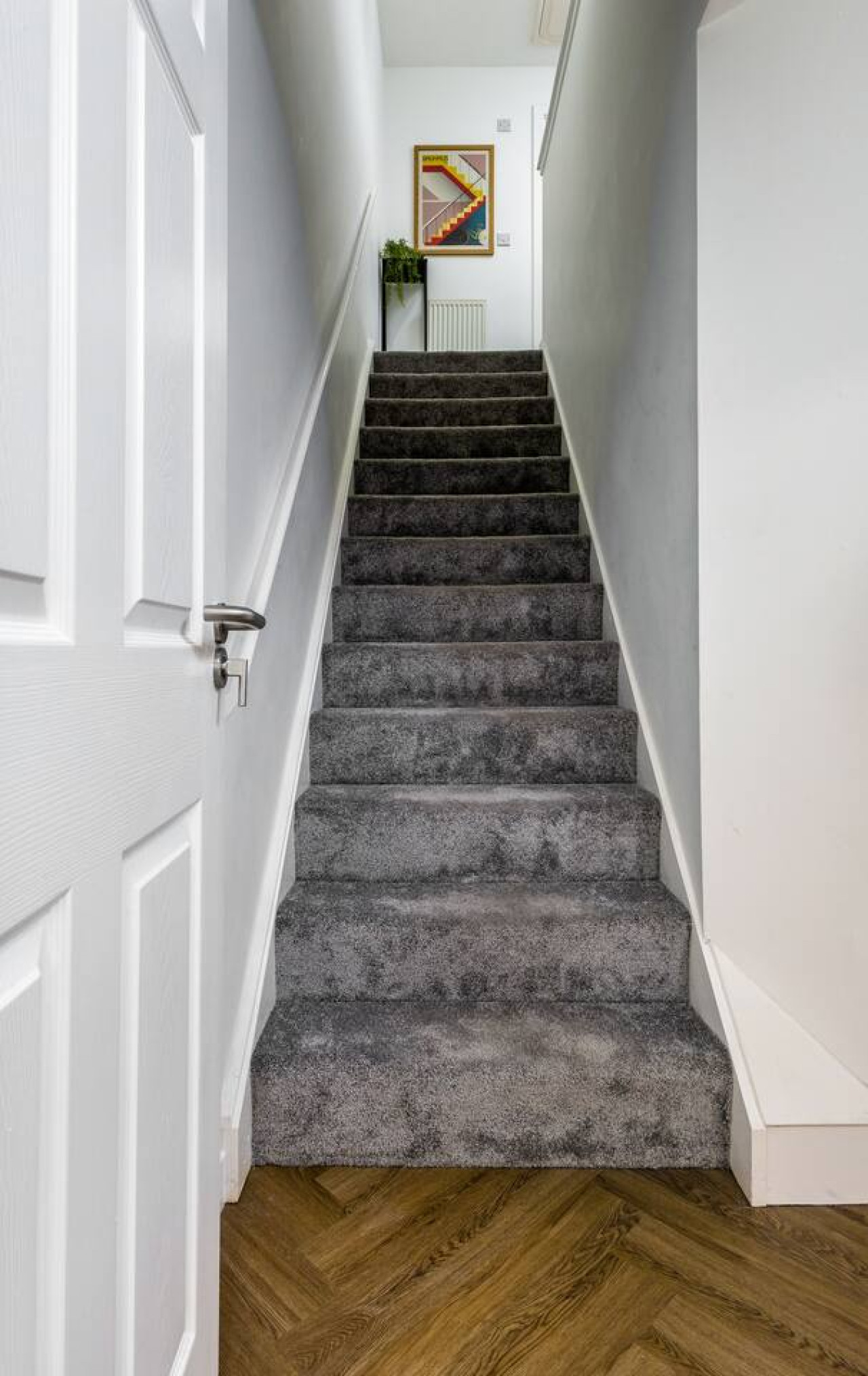 Modern 2-Bed Stirling House | Driveway Parking in 96 Raploch Road, FK81RS - Property image 30 - VivreStays