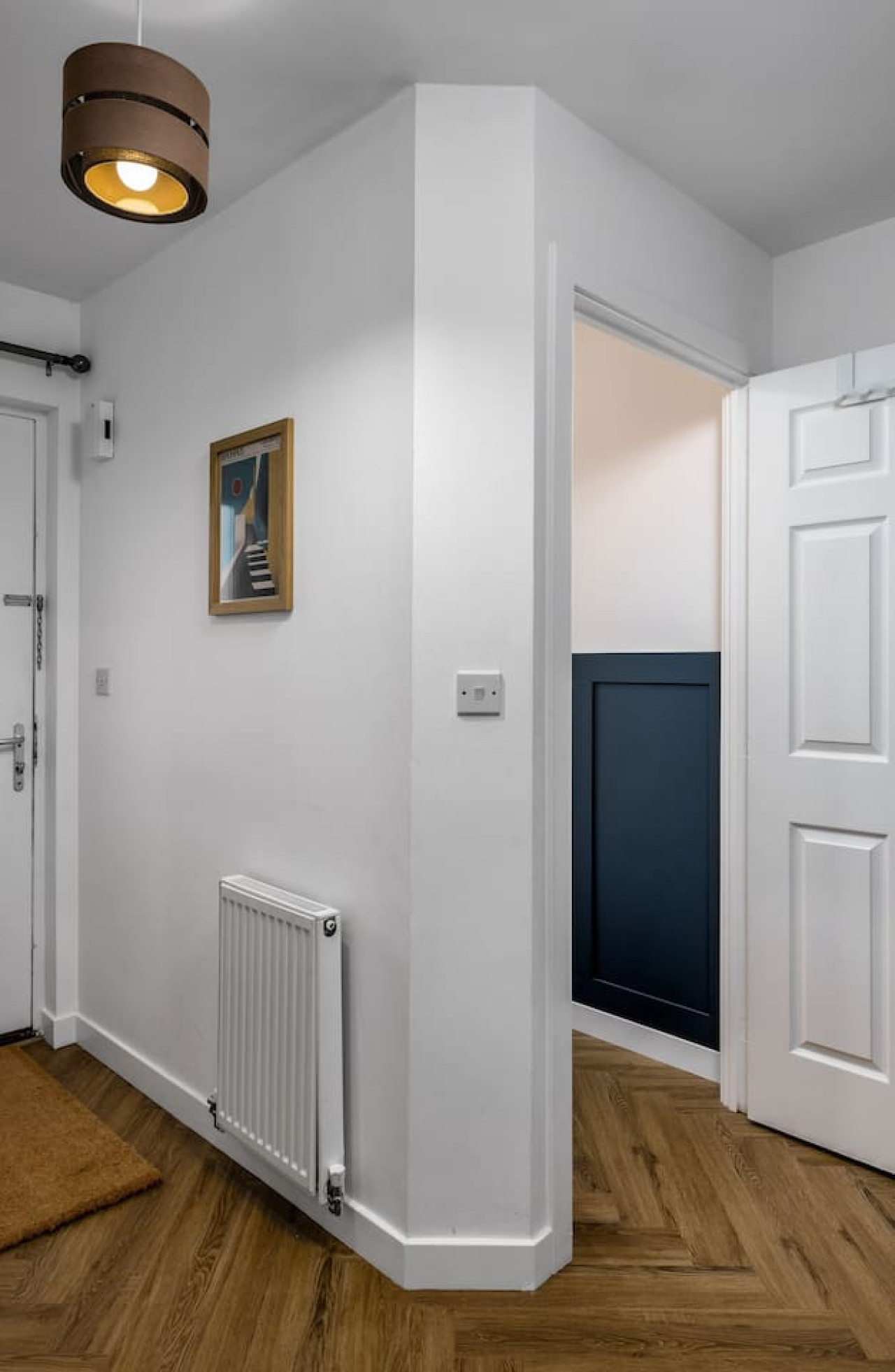 Modern 2-Bed Stirling House | Driveway Parking in 96 Raploch Road, FK81RS - Property image 39 - VivreStays