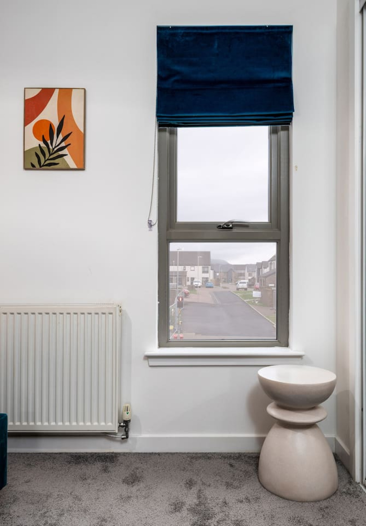 Modern 2-Bed Stirling House | Driveway Parking in 96 Raploch Road, FK81RS - Property image 23 - VivreStays
