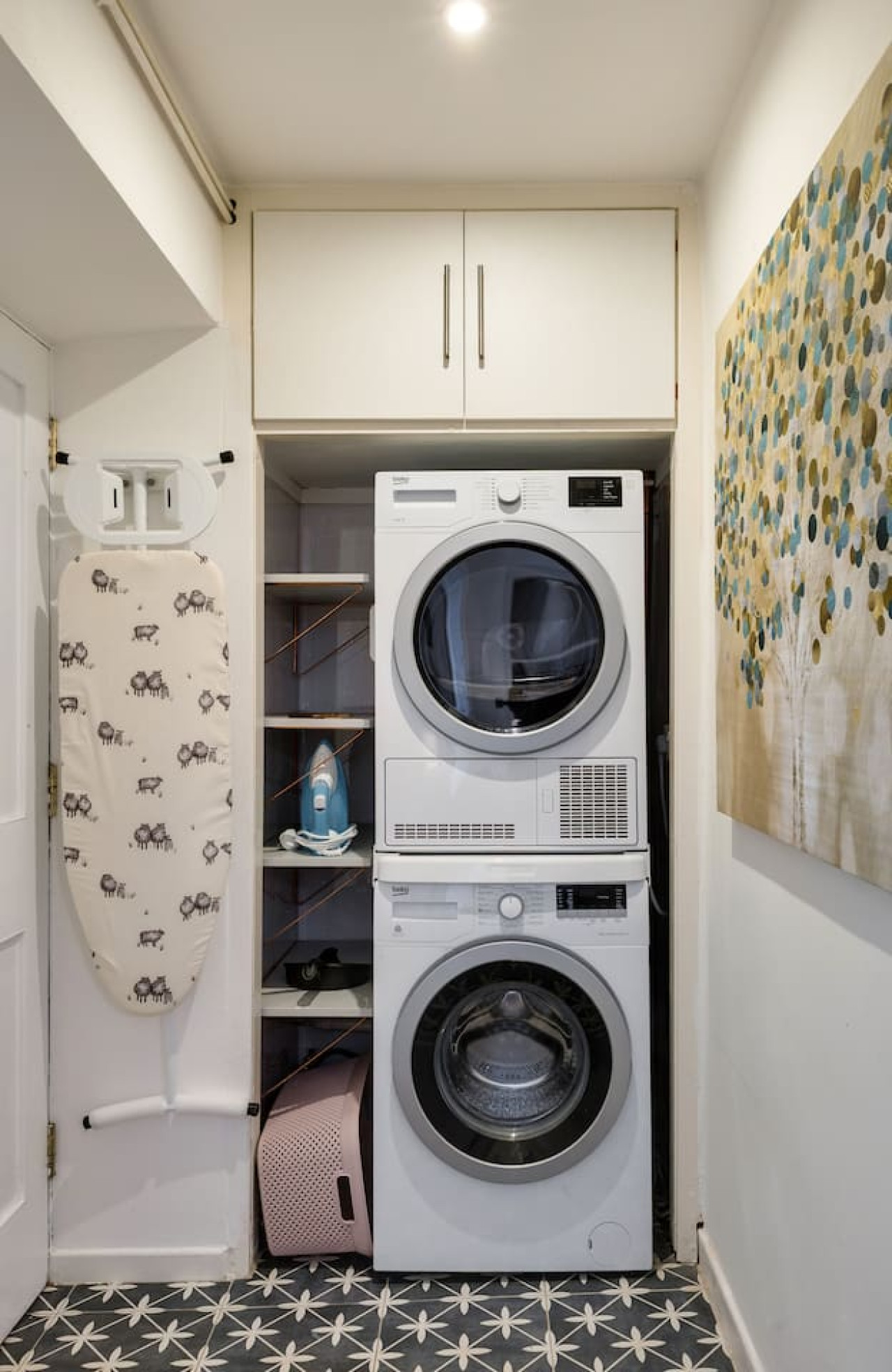 Pear Tree Cottage - Wood Burner | Free Parking in Pear Tree Cottage, Ramoyle, Dunblane, FK15 0BB - Property image 23 - VivreStays