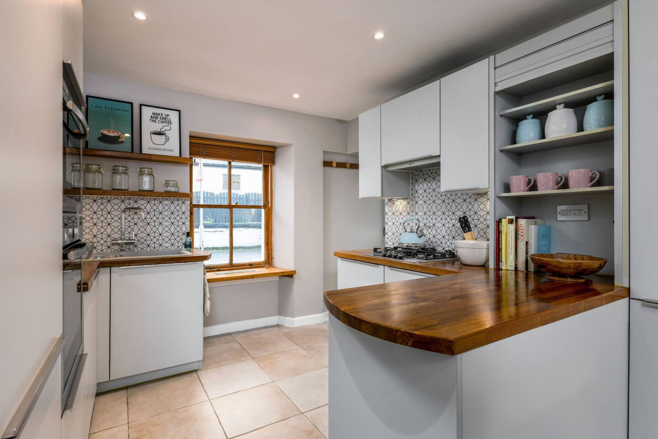 Pear Tree Cottage - Wood Burner | Free Parking in Pear Tree Cottage, Ramoyle, Dunblane, FK15 0BB - Property image 15 - VivreStays