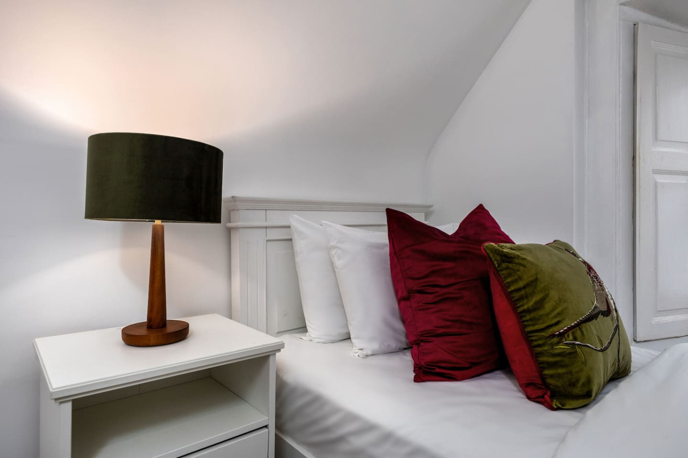 Pear Tree Cottage - Wood Burner | Free Parking in Pear Tree Cottage, Ramoyle, Dunblane, FK15 0BB - Property image 37 - VivreStays