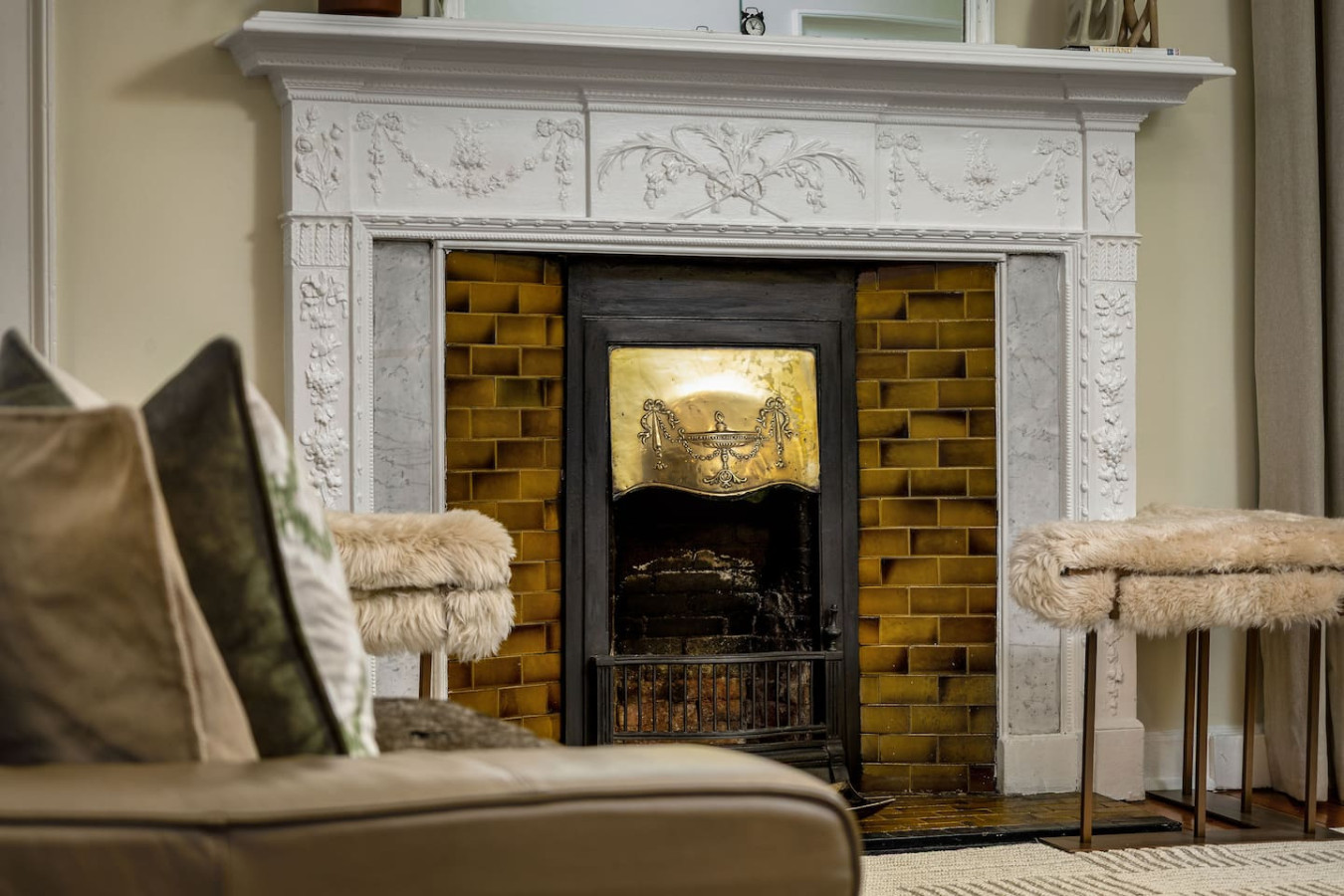 3-Bed Georgian Townhouse Next to Wellbeing Clinic in 1A Allan Park, Stirling FK8 2QG - Property image 12 - VivreStays
