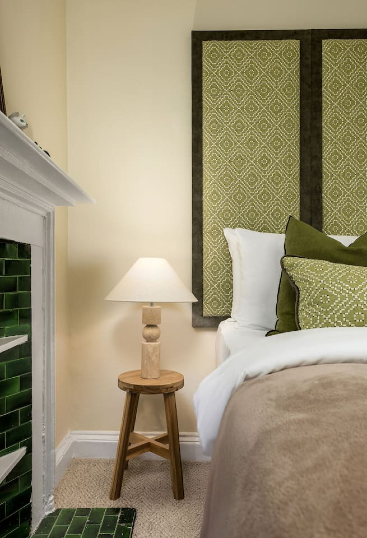 3-Bed Georgian Townhouse Next to Wellbeing Clinic in 1A Allan Park, Stirling FK8 2QG - Property image 19 - VivreStays