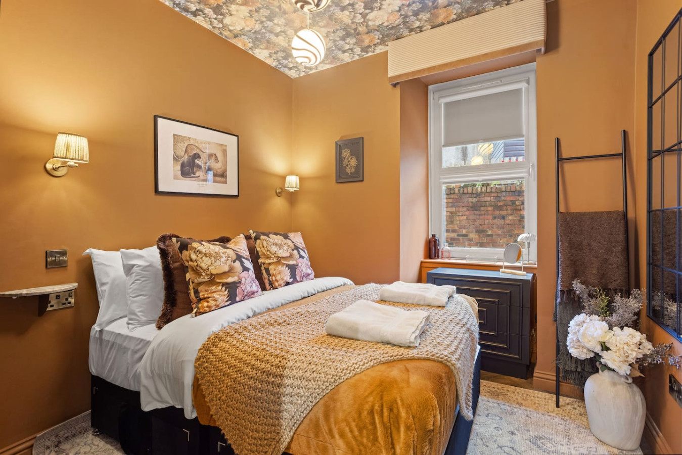 Boutique Studio Near Stirling | Free Parking in 21A Main St, Cambusbarron, Stirling, FK7 9NW - Property image 2 - VivreStays