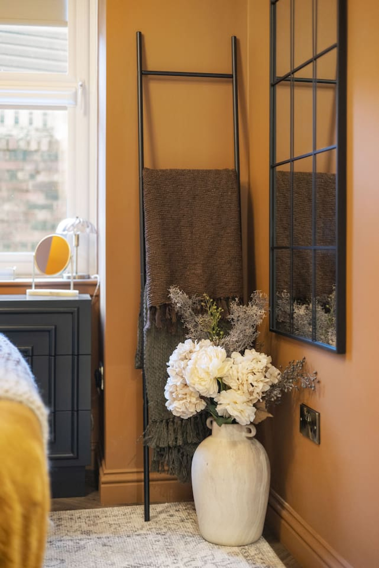 Boutique Studio Near Stirling | Free Parking in 21A Main St, Cambusbarron, Stirling, FK7 9NW - Property image 22 - VivreStays