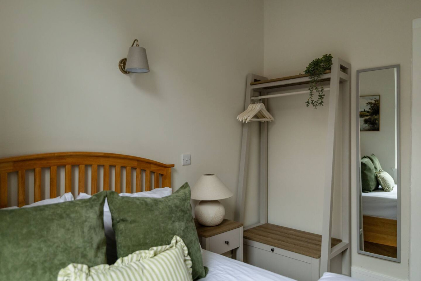 Cosy Callander 1 Bed | Wood Burner & Free Parking in 3A Cross Street, Callander, FK17 8EA - Property image 24 - VivreStays