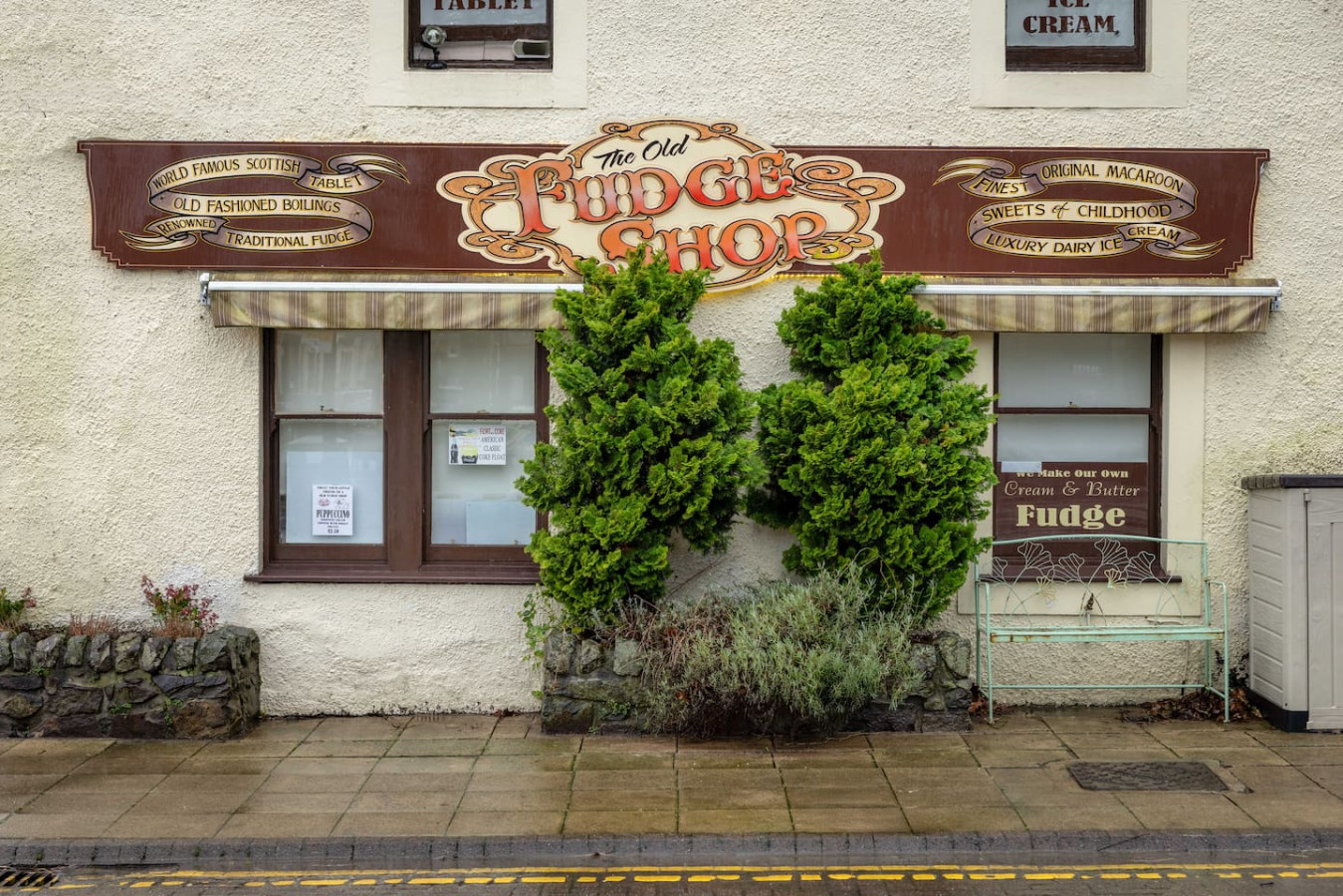 Cosy Callander 1 Bed | Wood Burner & Free Parking in 3A Cross Street, Callander, FK17 8EA - Property image 31 - VivreStays