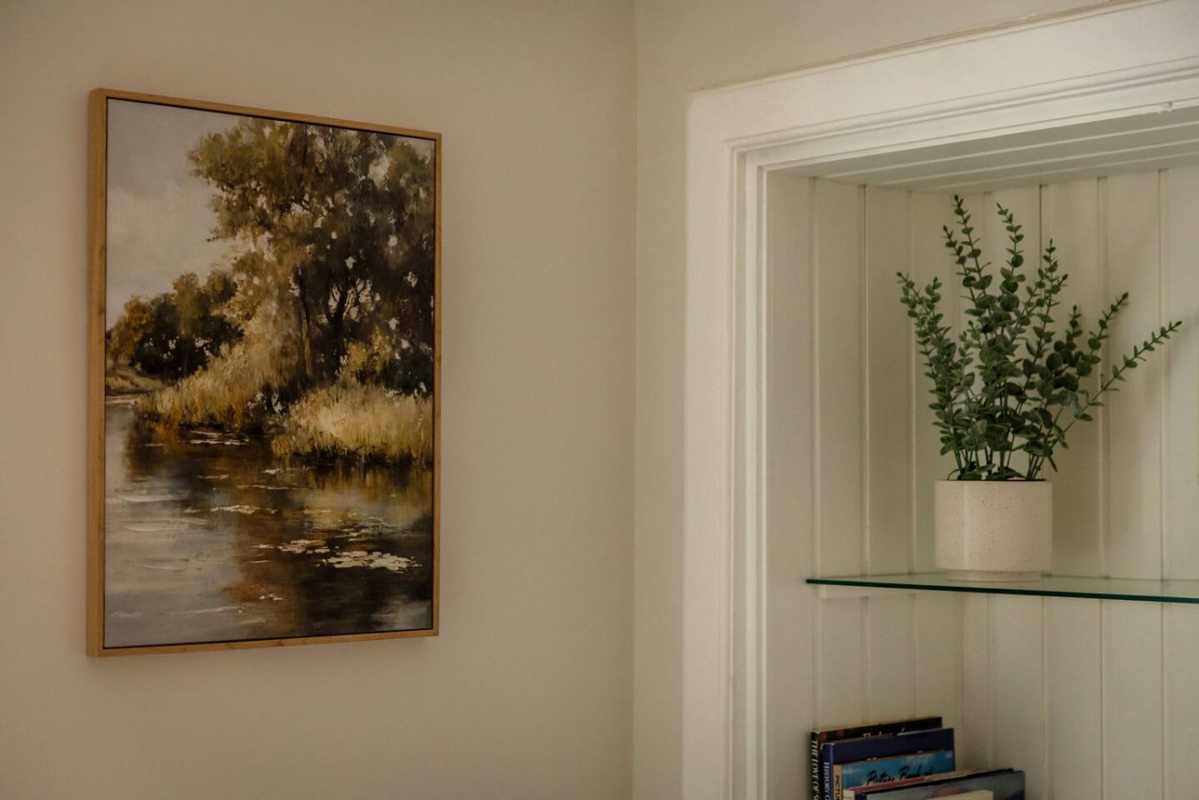 Cosy Callander 1 Bed | Wood Burner & Free Parking in 3A Cross Street, Callander, FK17 8EA - Property image 13 - VivreStays