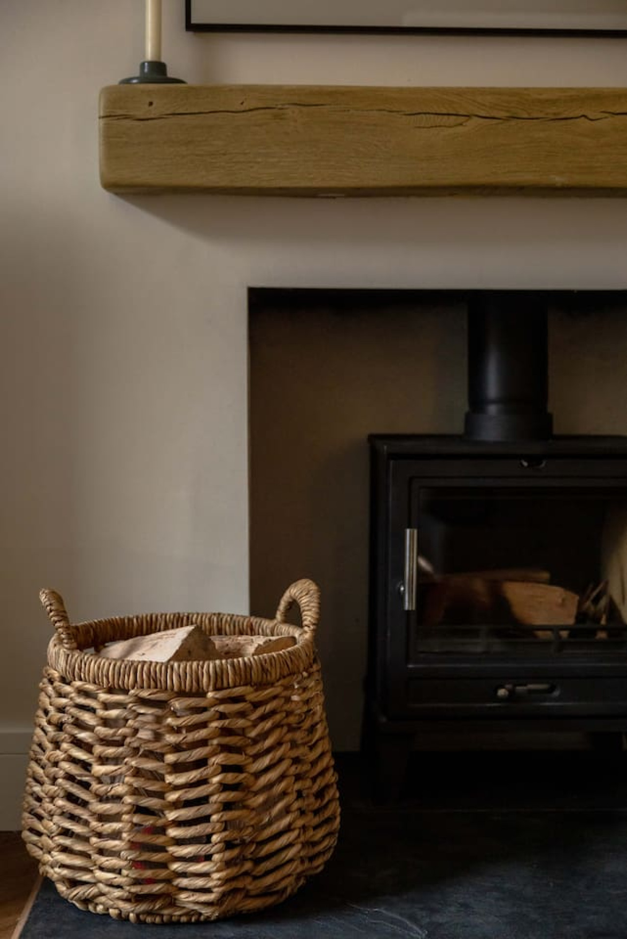 Cosy Callander 1 Bed | Wood Burner & Free Parking in 3A Cross Street, Callander, FK17 8EA - Property image 9 - VivreStays