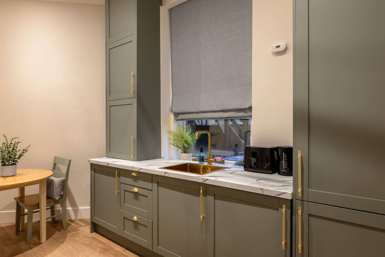 Cosy Callander 1 Bed | Wood Burner & Free Parking in 3A Cross Street, Callander, FK17 8EA - Property image 16 - VivreStays