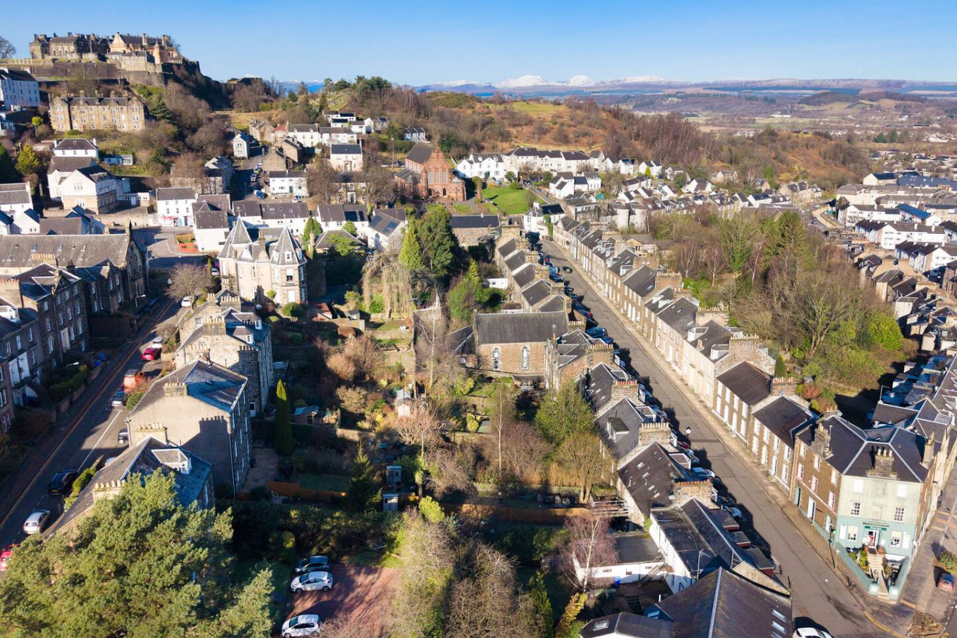 Elegant 3-Bed Flat | Near Free Parking & Hill View in 4C Queen Street. FK8 1HN - Property image 45 - VivreStays