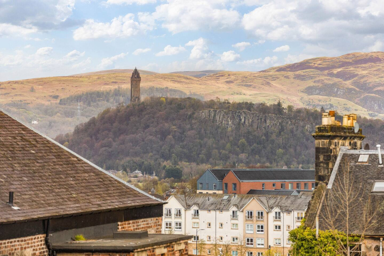 Stylish Scottish 3-Bed | Heart of Stirling in 16C King Street, Stirling, FK81AY - Property image 5 - VivreStays
