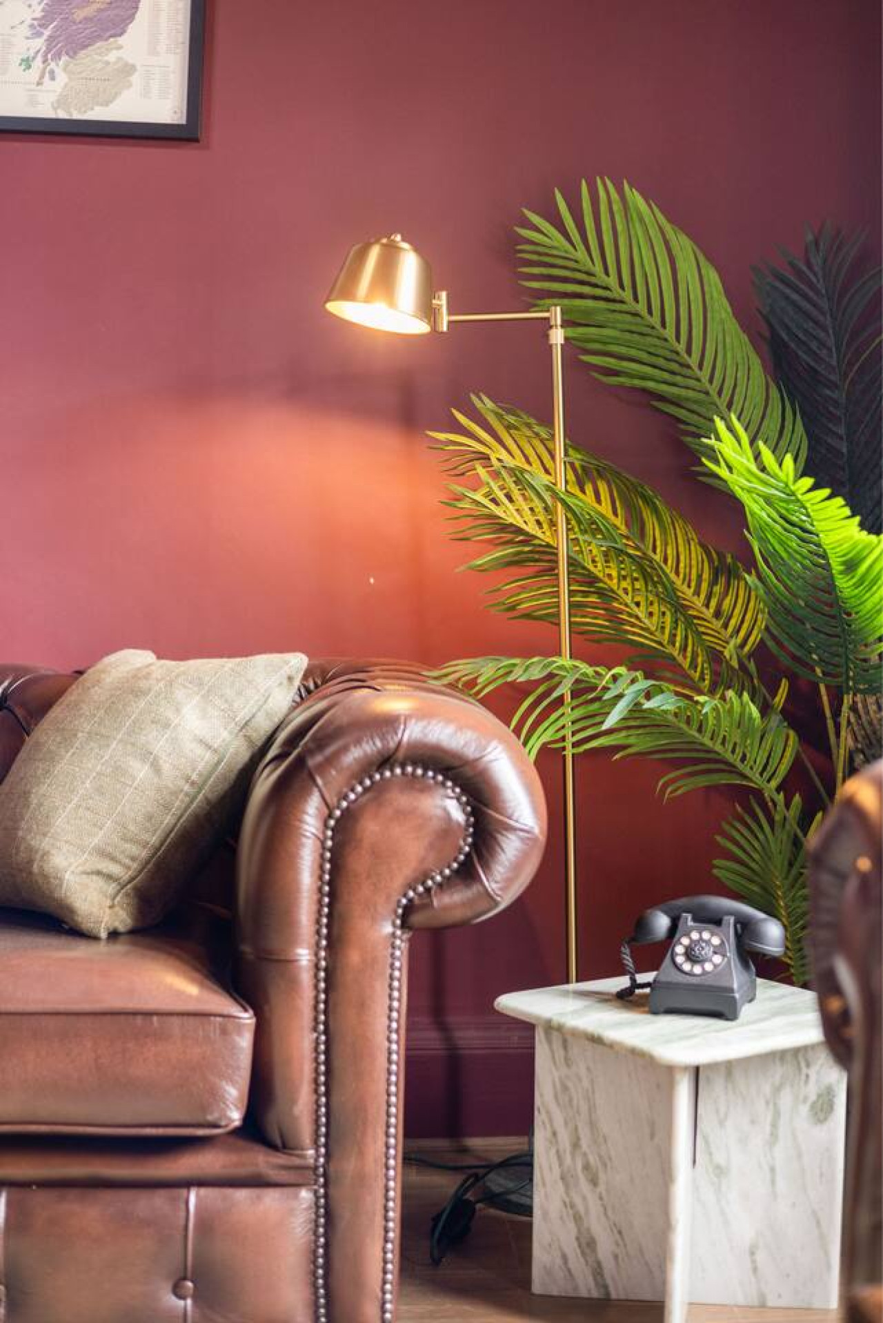 Stylish Scottish 3-Bed | Heart of Stirling in 16C King Street, Stirling, FK81AY - Property image 9 - VivreStays