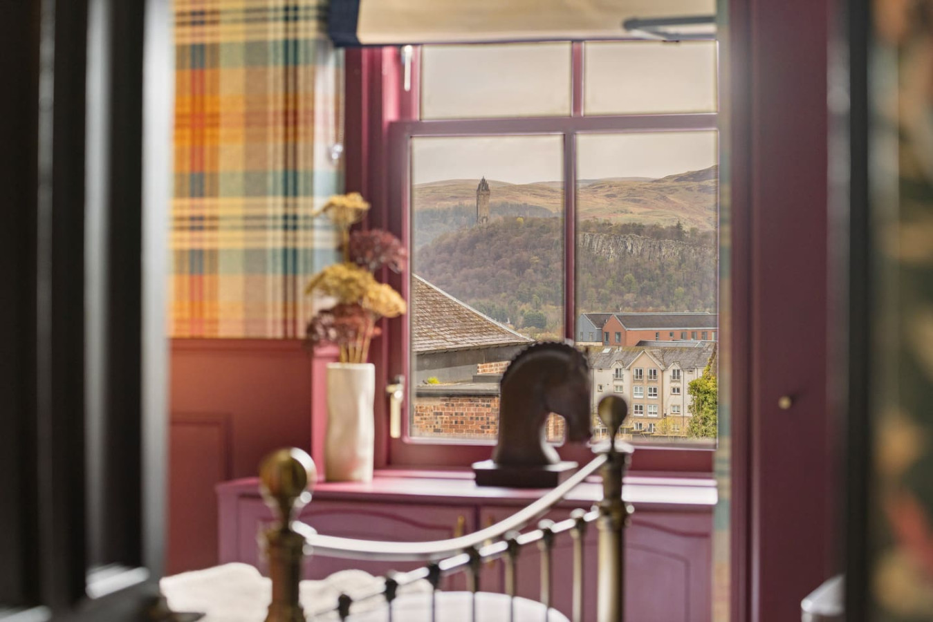 Stylish Scottish 3-Bed | Heart of Stirling in 16C King Street, Stirling, FK81AY - Property image 37 - VivreStays