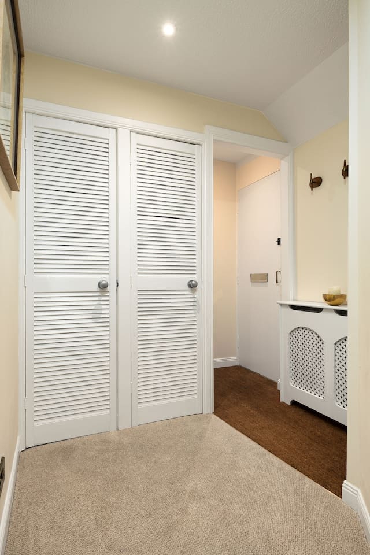 Mill Court Escape & Swimming Pool in 3 Mill Court, FK159JZ - Property image 34 - VivreStays