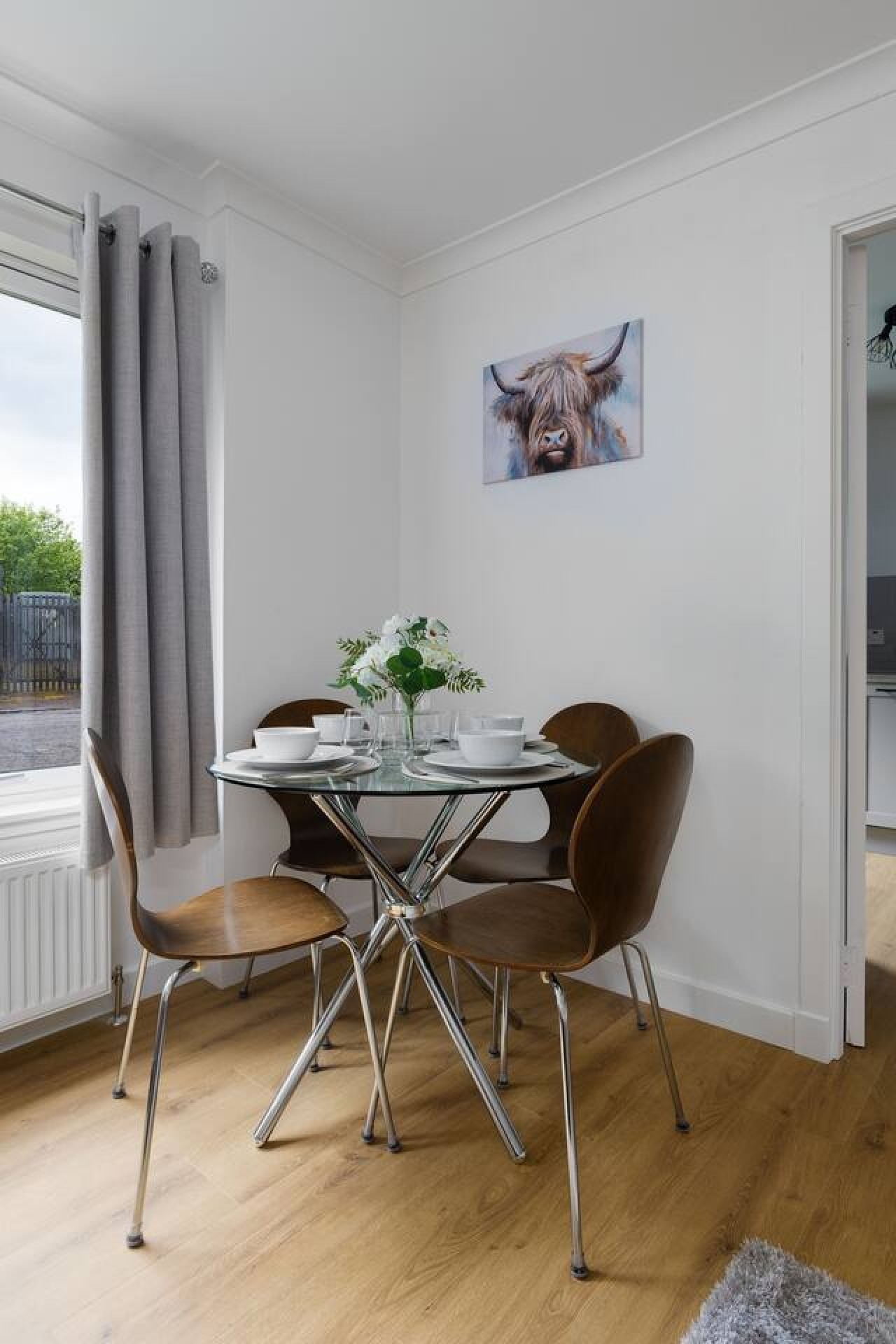 Forth Court City Retreat in 2 Forth Ct, Stirling FK8, UK - Property image 4 - VivreStays