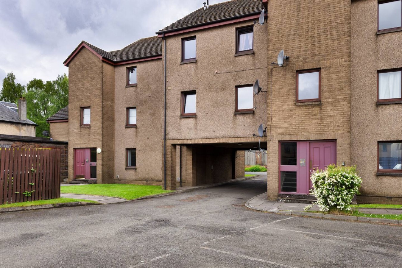 Forth Court City Retreat in 2 Forth Ct, Stirling FK8, UK - Property image 26 - VivreStays